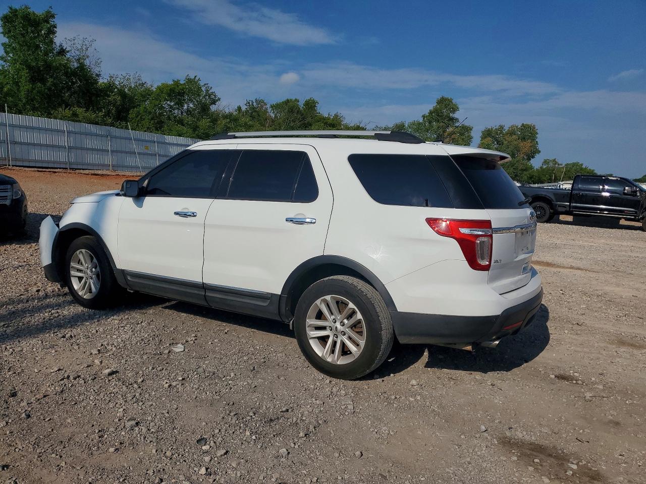 2013 Ford Explorer Xlt White vin: 1FM5K7D80DGC80164