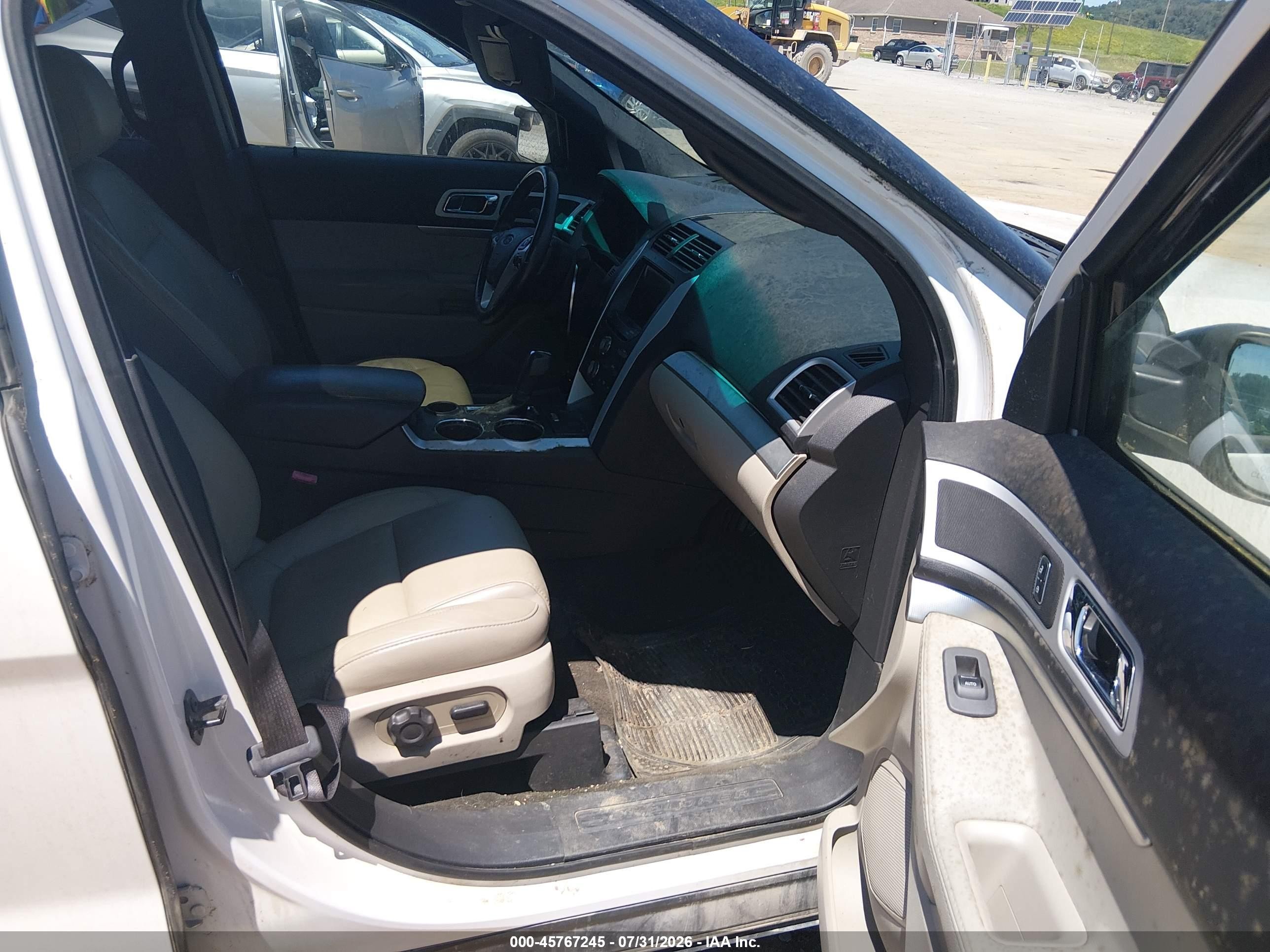 2014 Ford Explorer Xlt White vin: 1FM5K7D80EGA62792