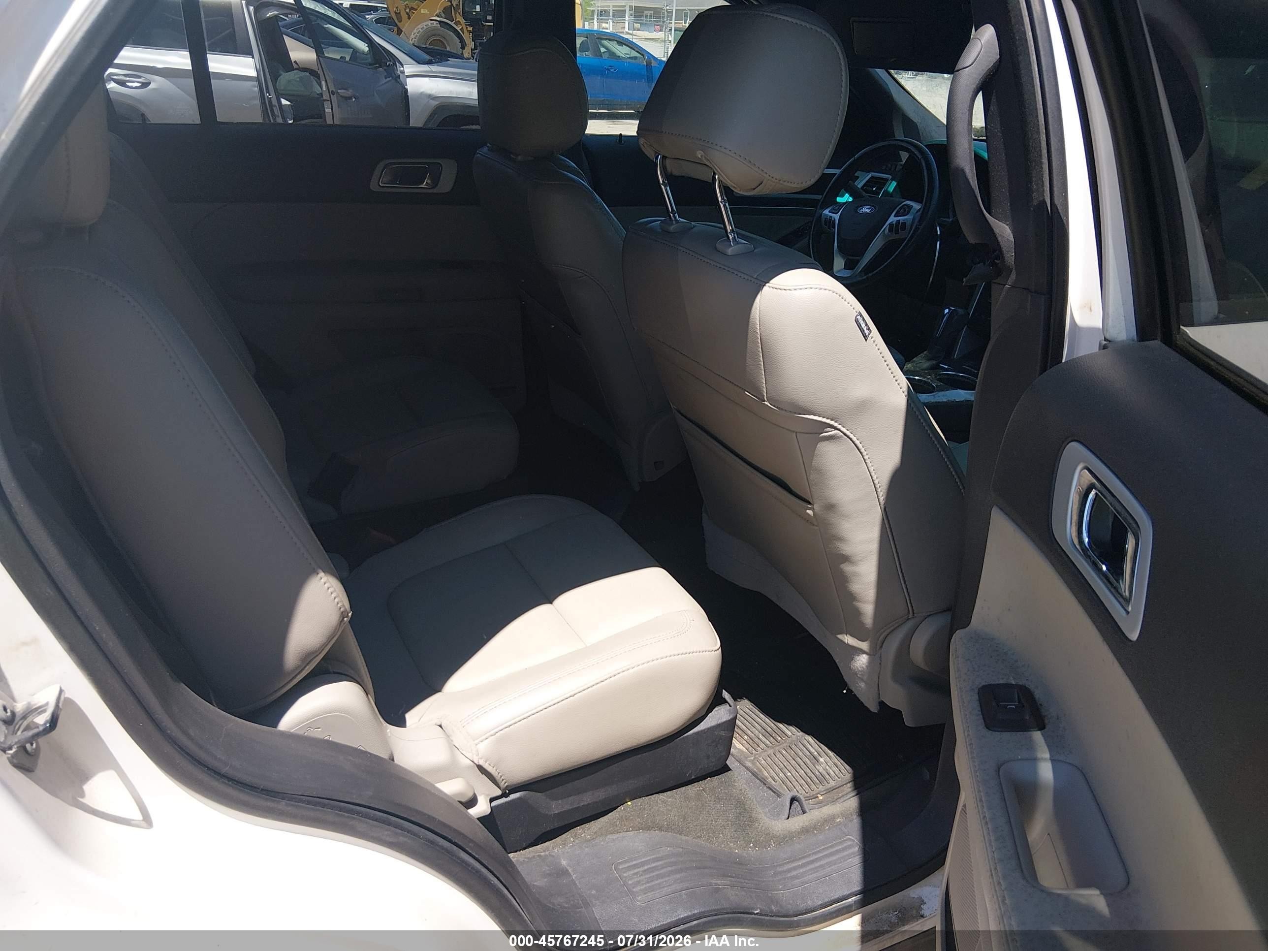 2014 Ford Explorer Xlt White vin: 1FM5K7D80EGA62792
