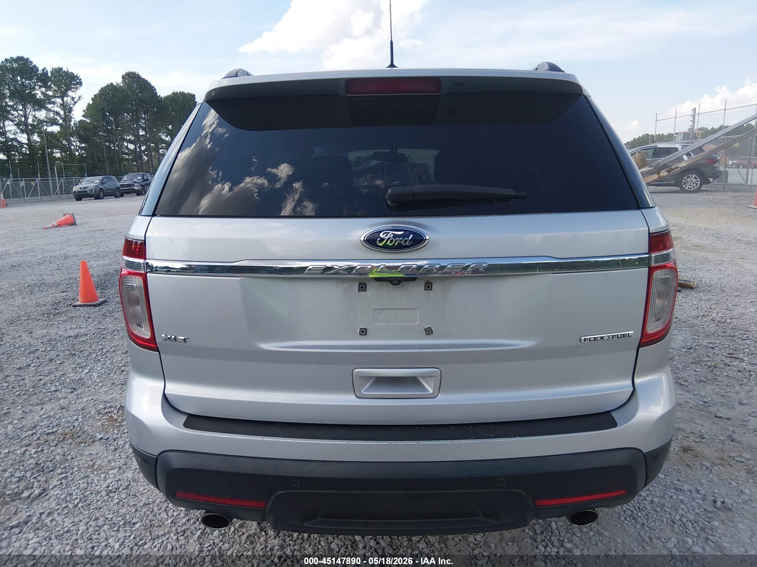 2014 Ford Explorer Xlt Silver vin: 1FM5K7D80EGA97428