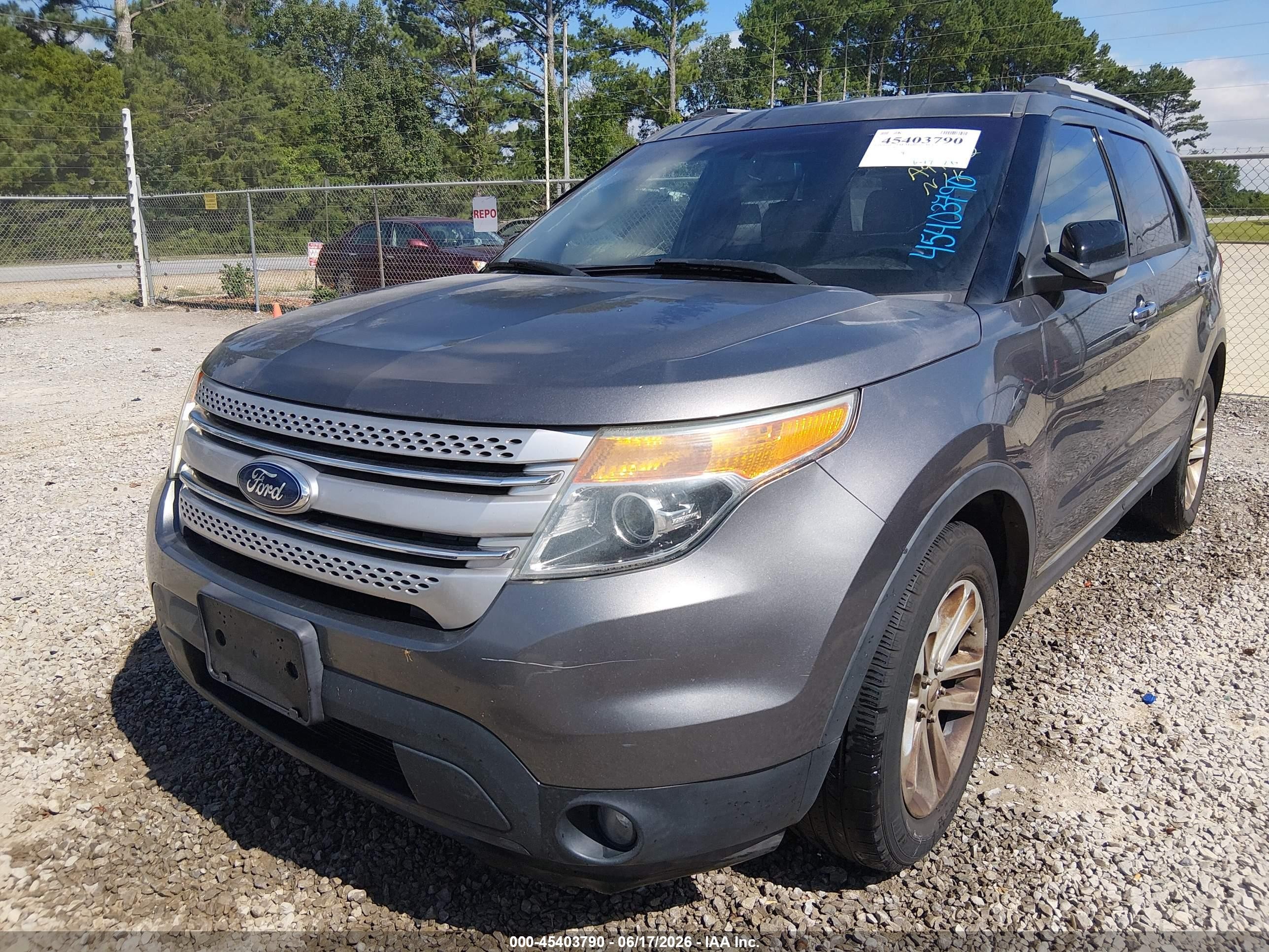 2014 Ford Explorer Xlt Gray vin: 1FM5K7D80EGA99552