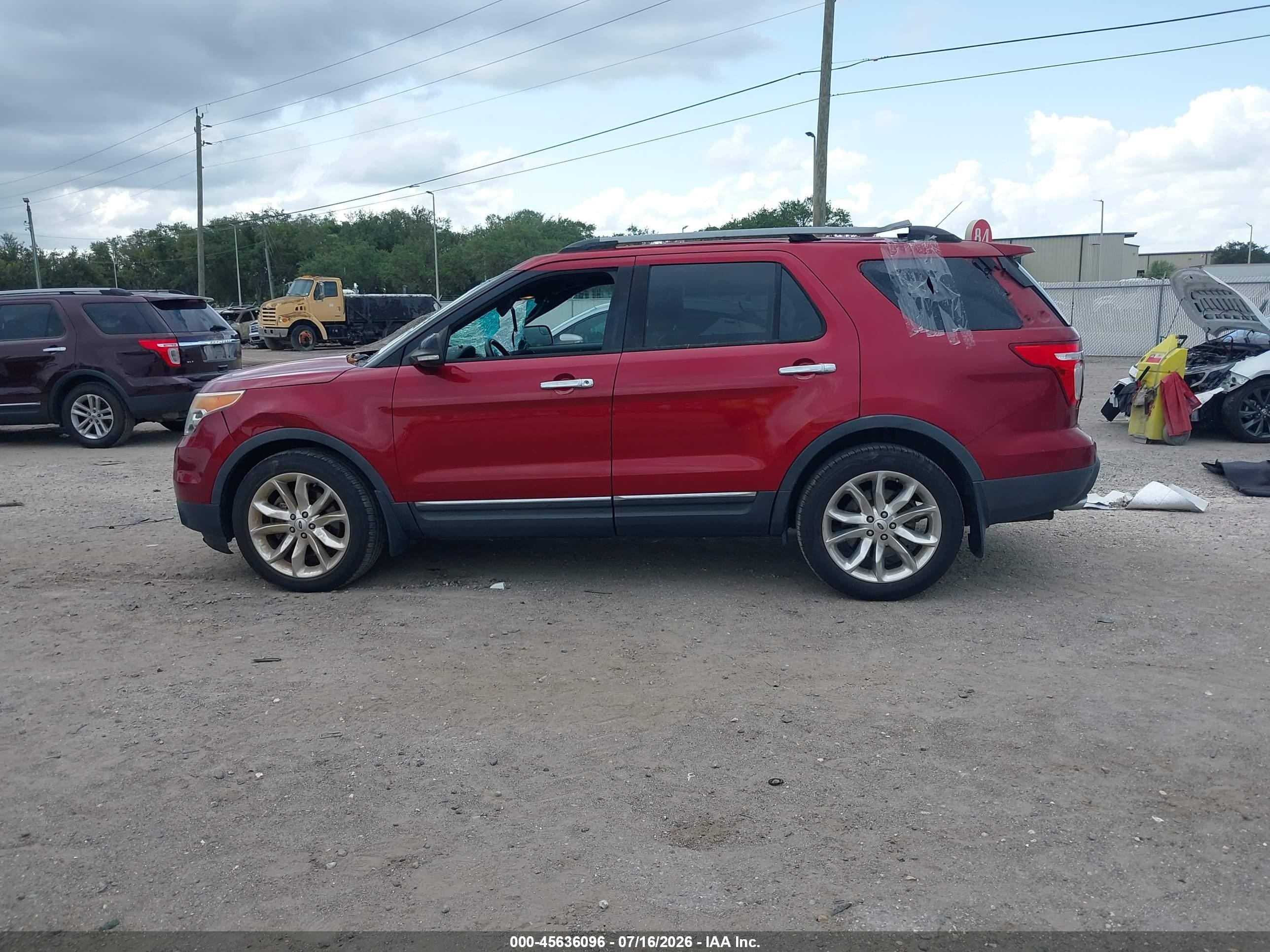 2014 Ford Explorer Xlt Red vin: 1FM5K7D80EGC33170