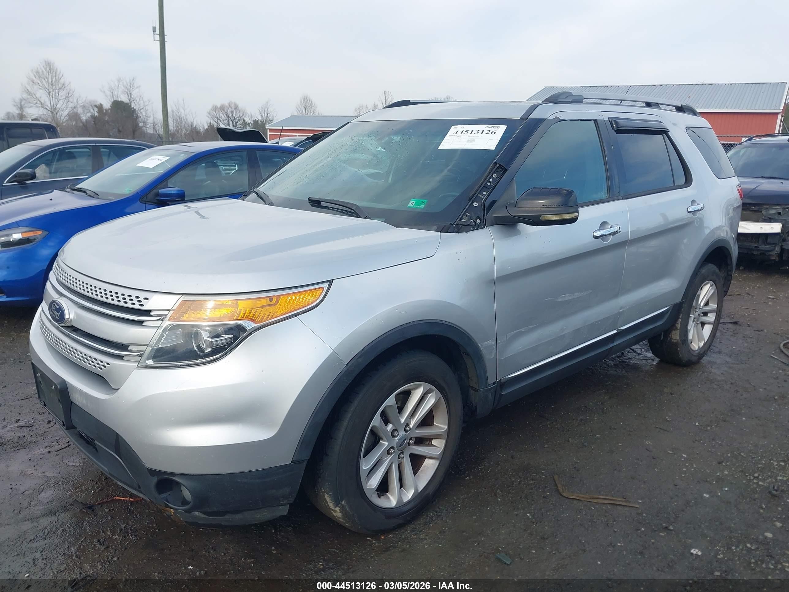 2014 Ford Explorer Xlt Серебряный vin: 1FM5K7D80EGC49451