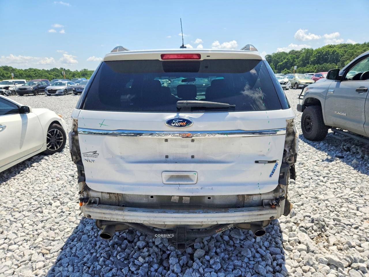 2015 Ford Explorer Xlt White vin: 1FM5K7D80FGA61126
