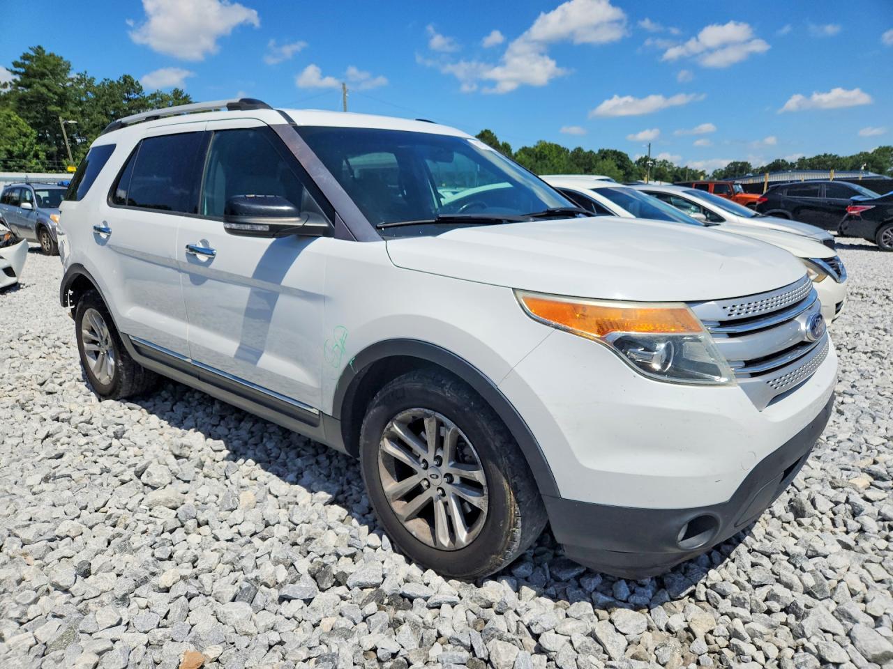 2015 Ford Explorer Xlt White vin: 1FM5K7D80FGA61126