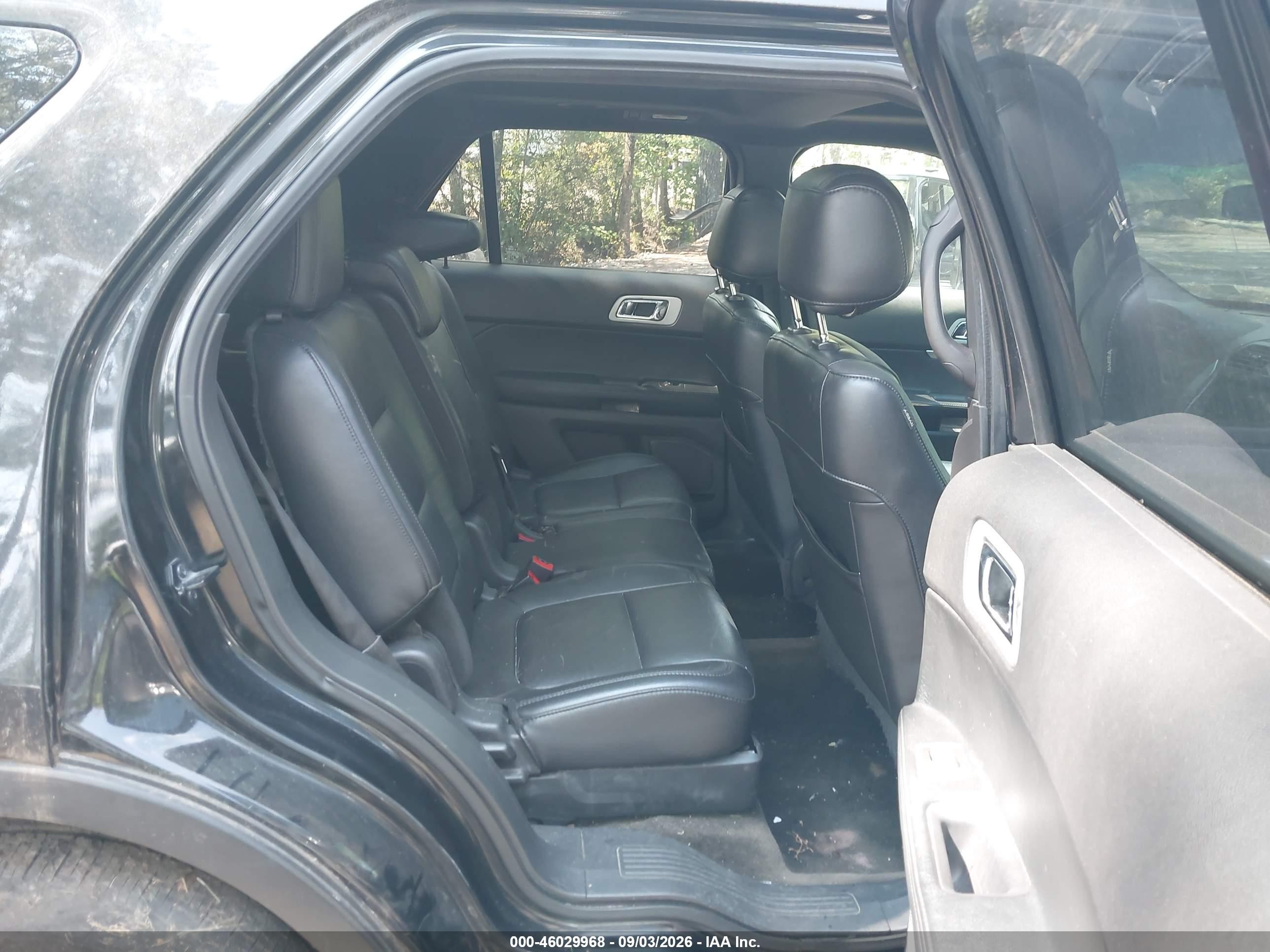 2015 Ford Explorer Xlt Серый vin: 1FM5K7D80FGA84759