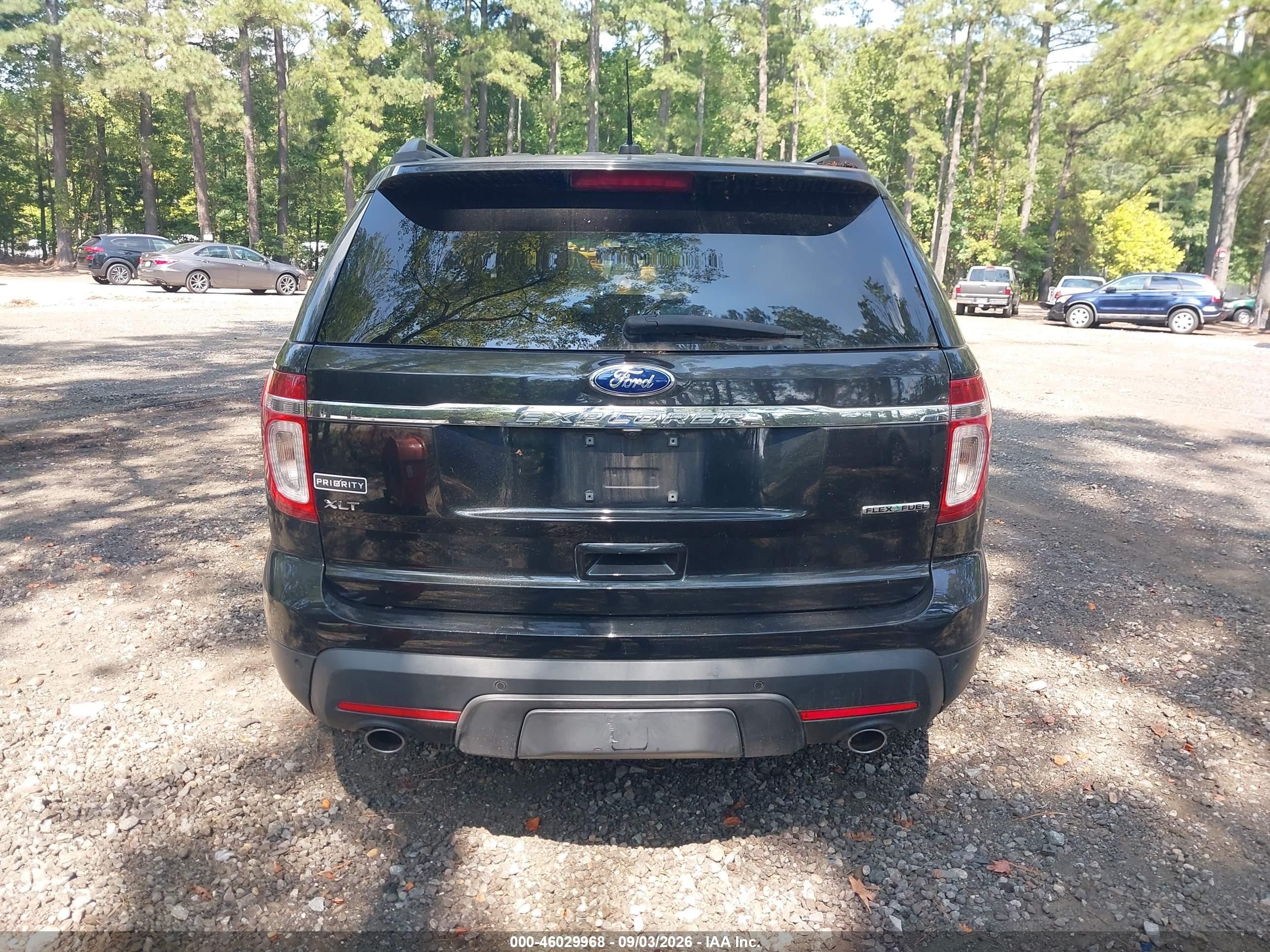 2015 Ford Explorer Xlt Серый vin: 1FM5K7D80FGA84759