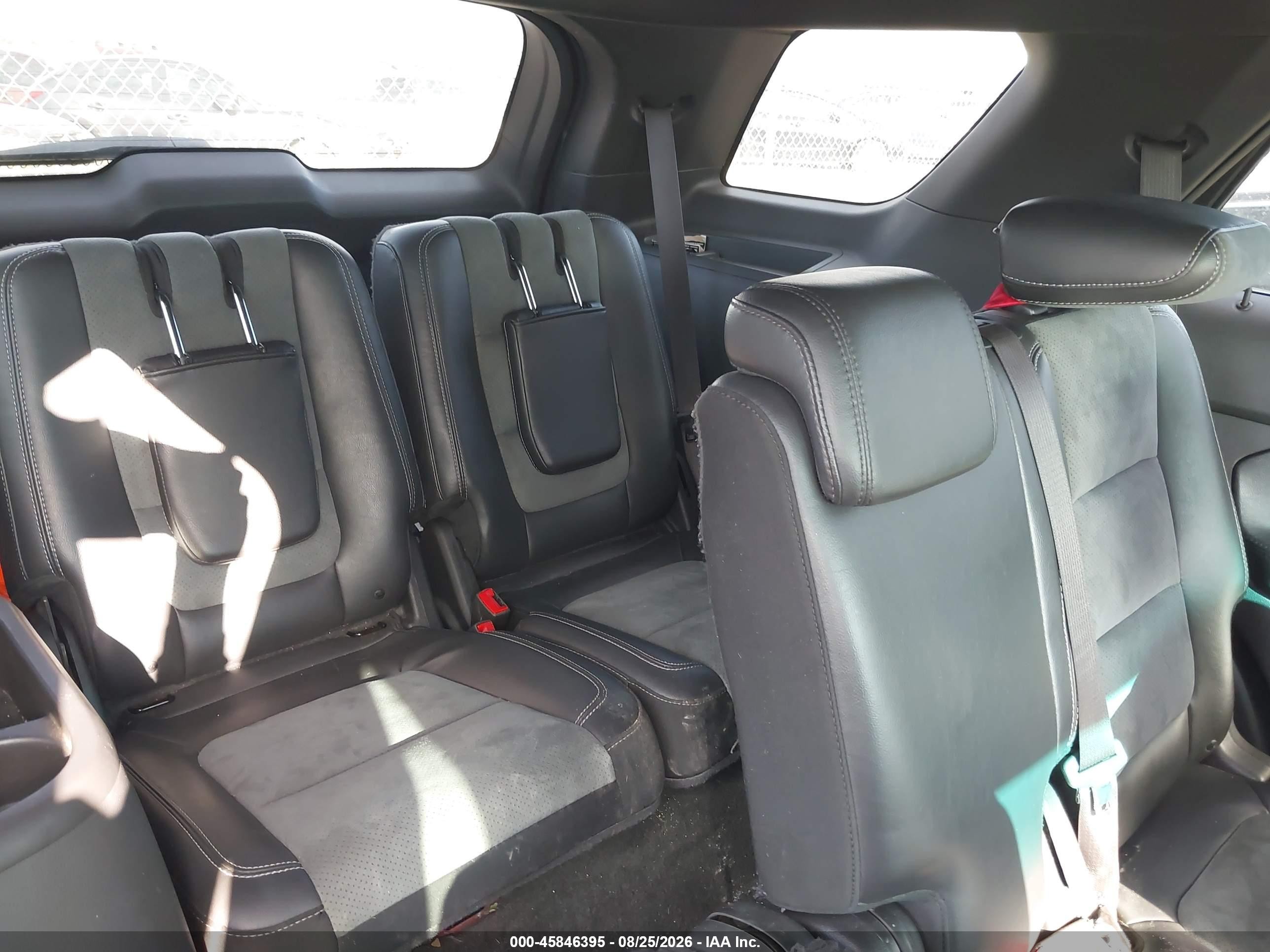 2015 Ford Explorer Xlt Red vin: 1FM5K7D80FGB48816