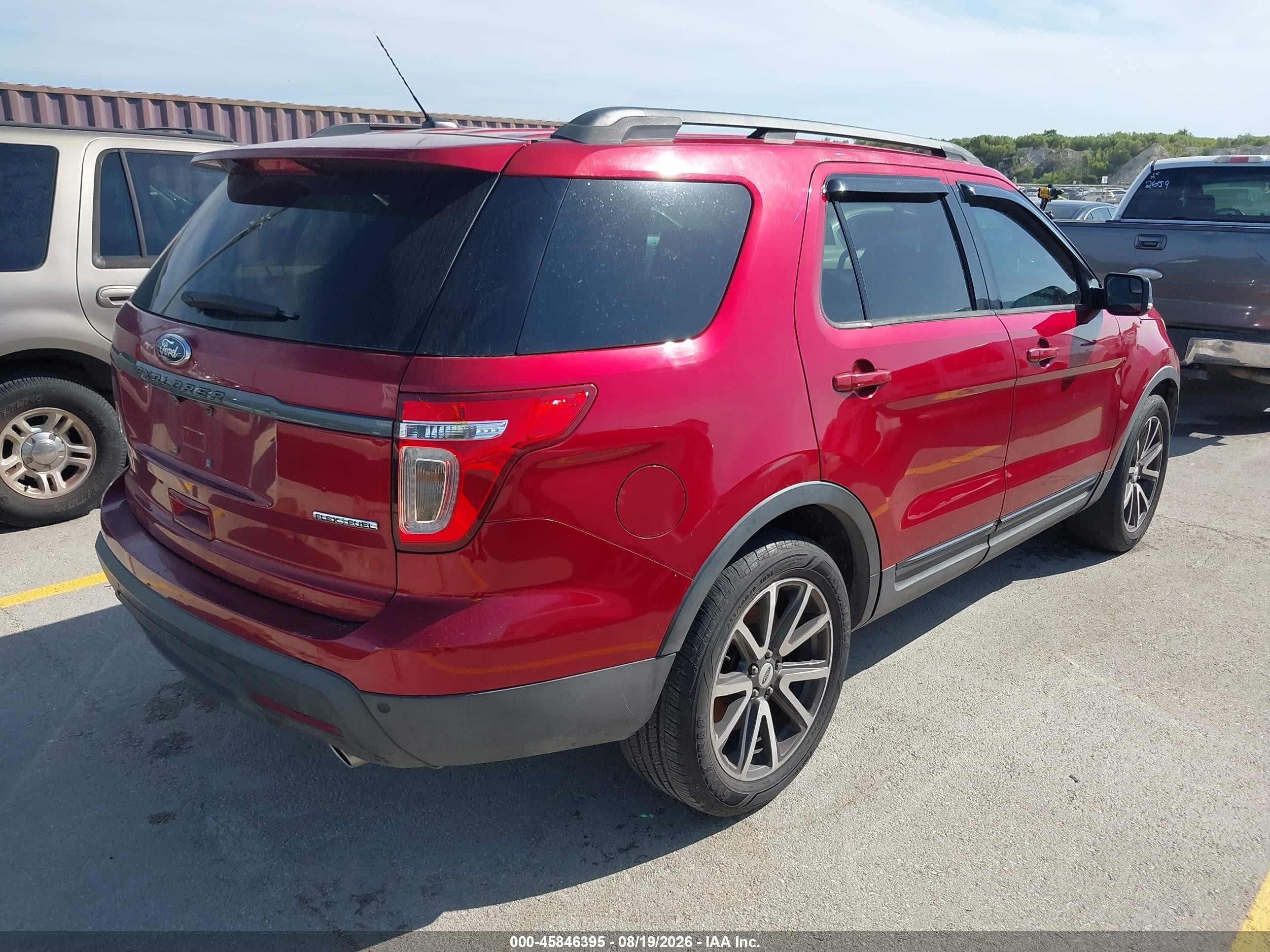 2015 Ford Explorer Xlt Red vin: 1FM5K7D80FGB48816
