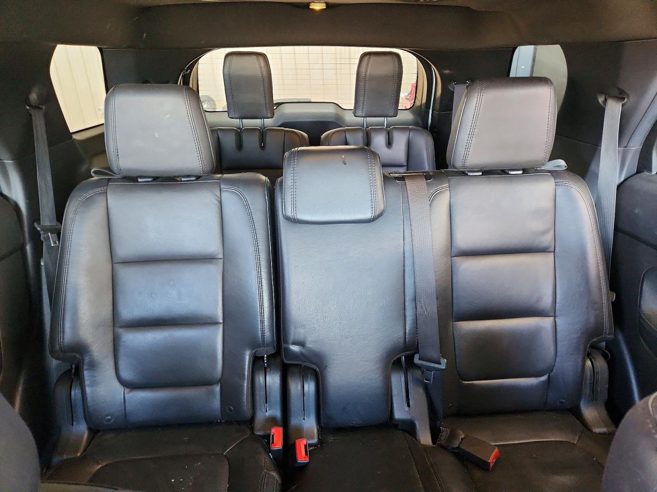 2015 Ford Explorer Xlt White vin: 1FM5K7D80FGB66748