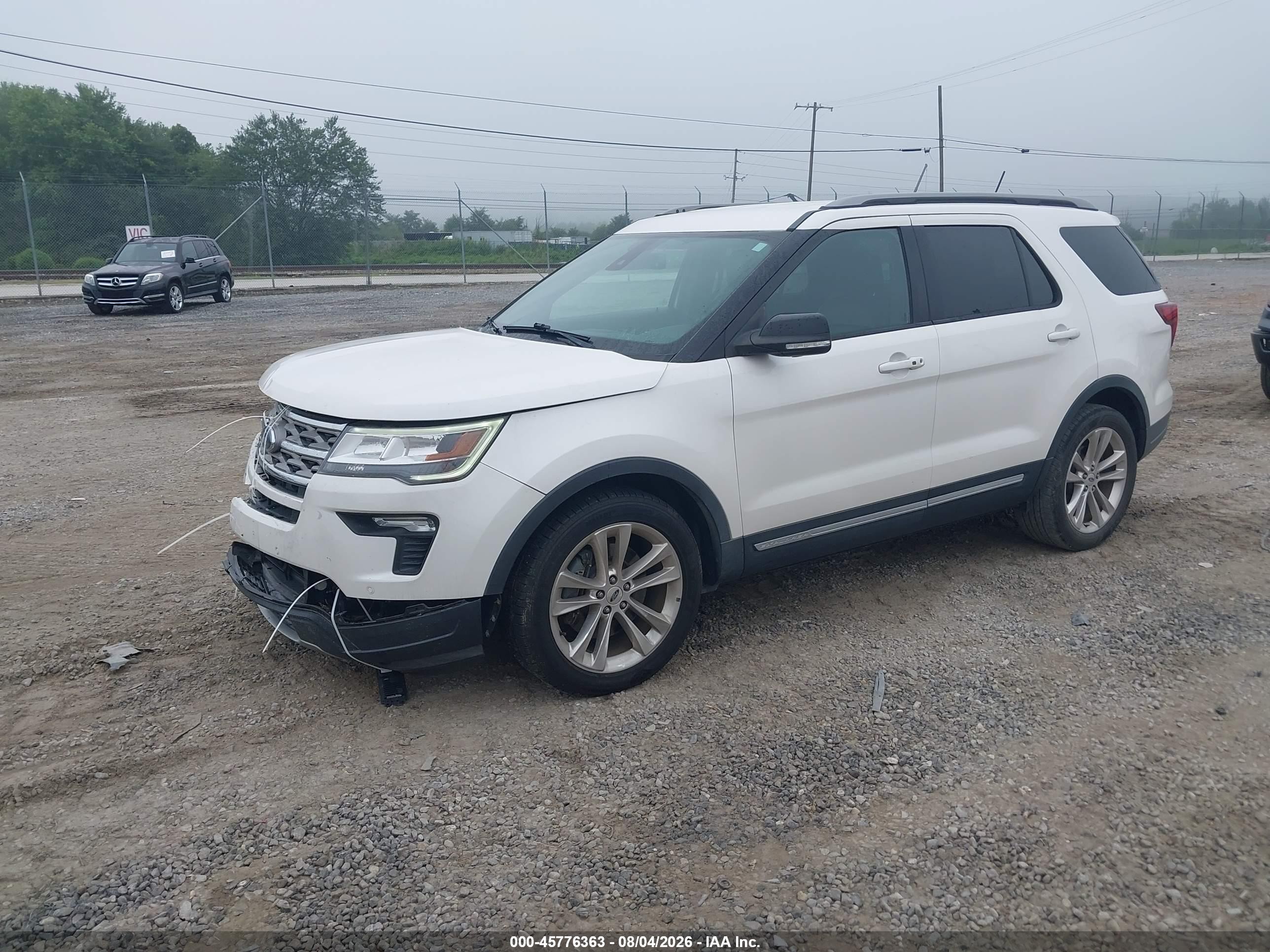 2018 Ford Explorer Xlt White vin: 1FM5K7D80JGA87380