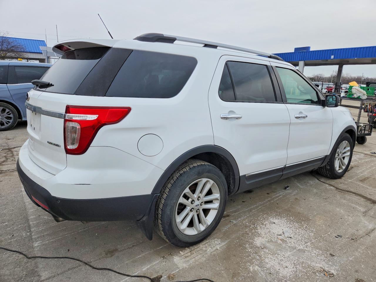 2013 Ford Explorer Xlt White vin: 1FM5K7D81DGA20971