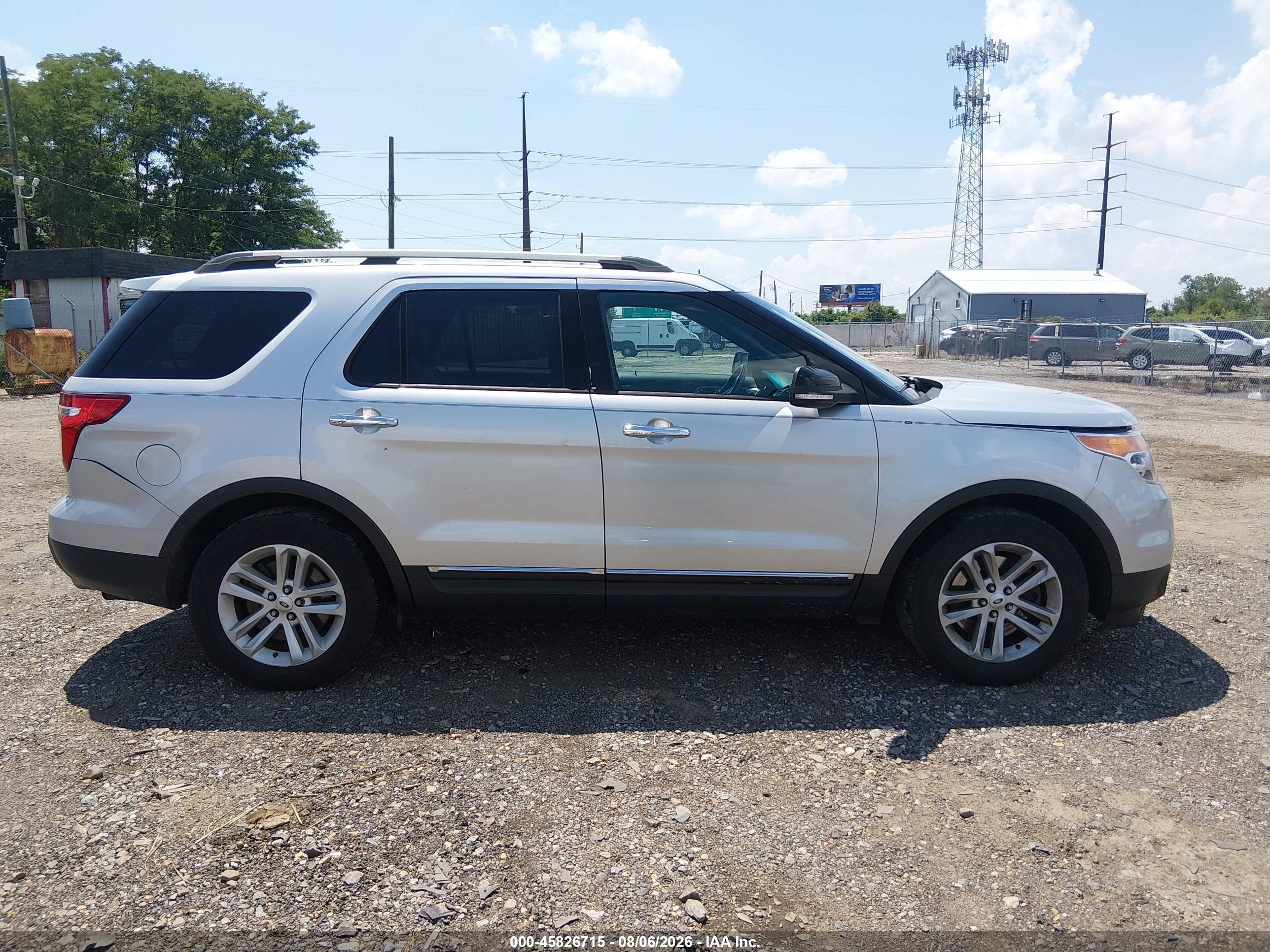 2013 Ford Explorer Xlt Silver vin: 1FM5K7D81DGB23923