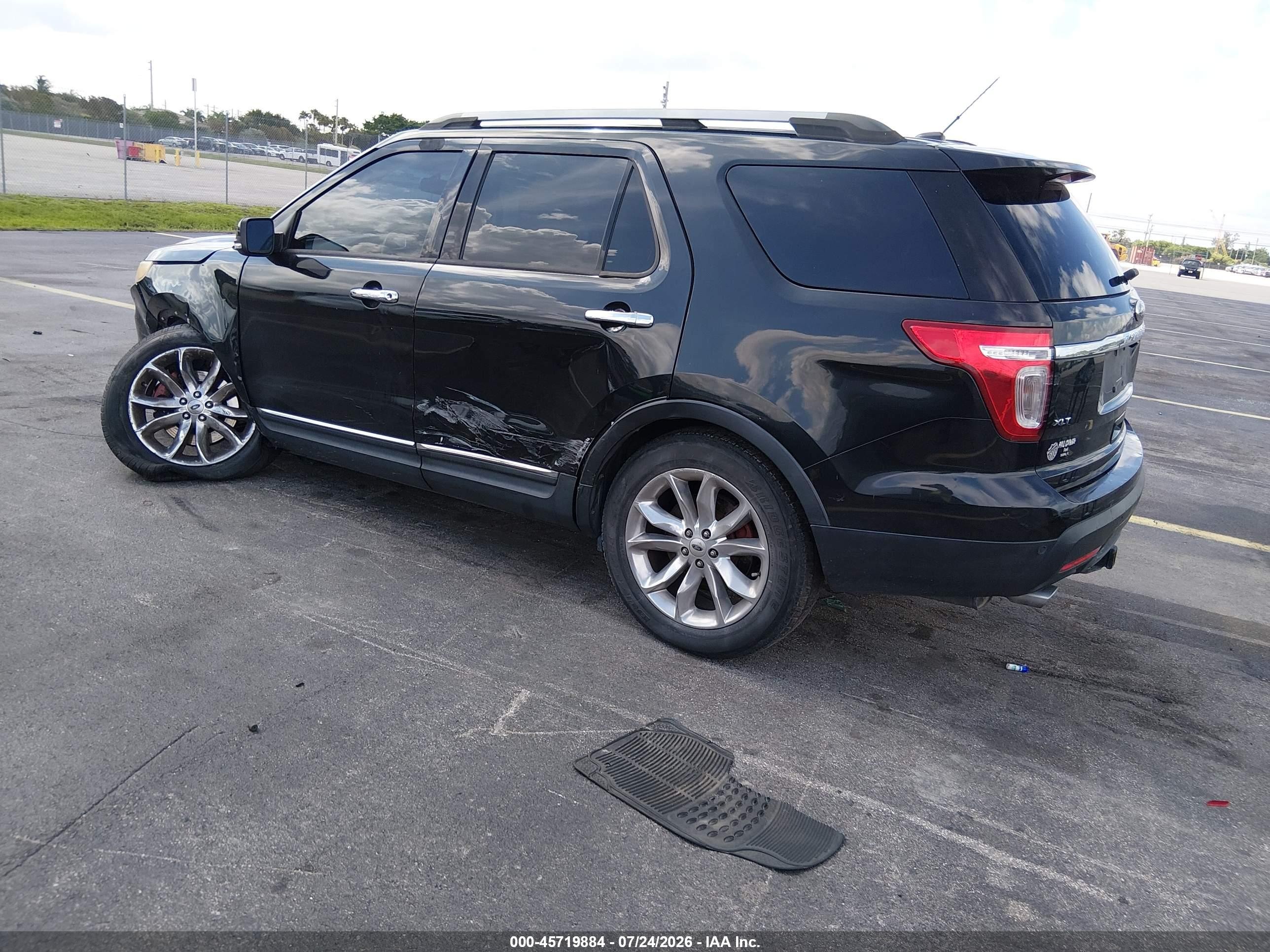 2013 Ford Explorer Xlt Black vin: 1FM5K7D81DGB97388