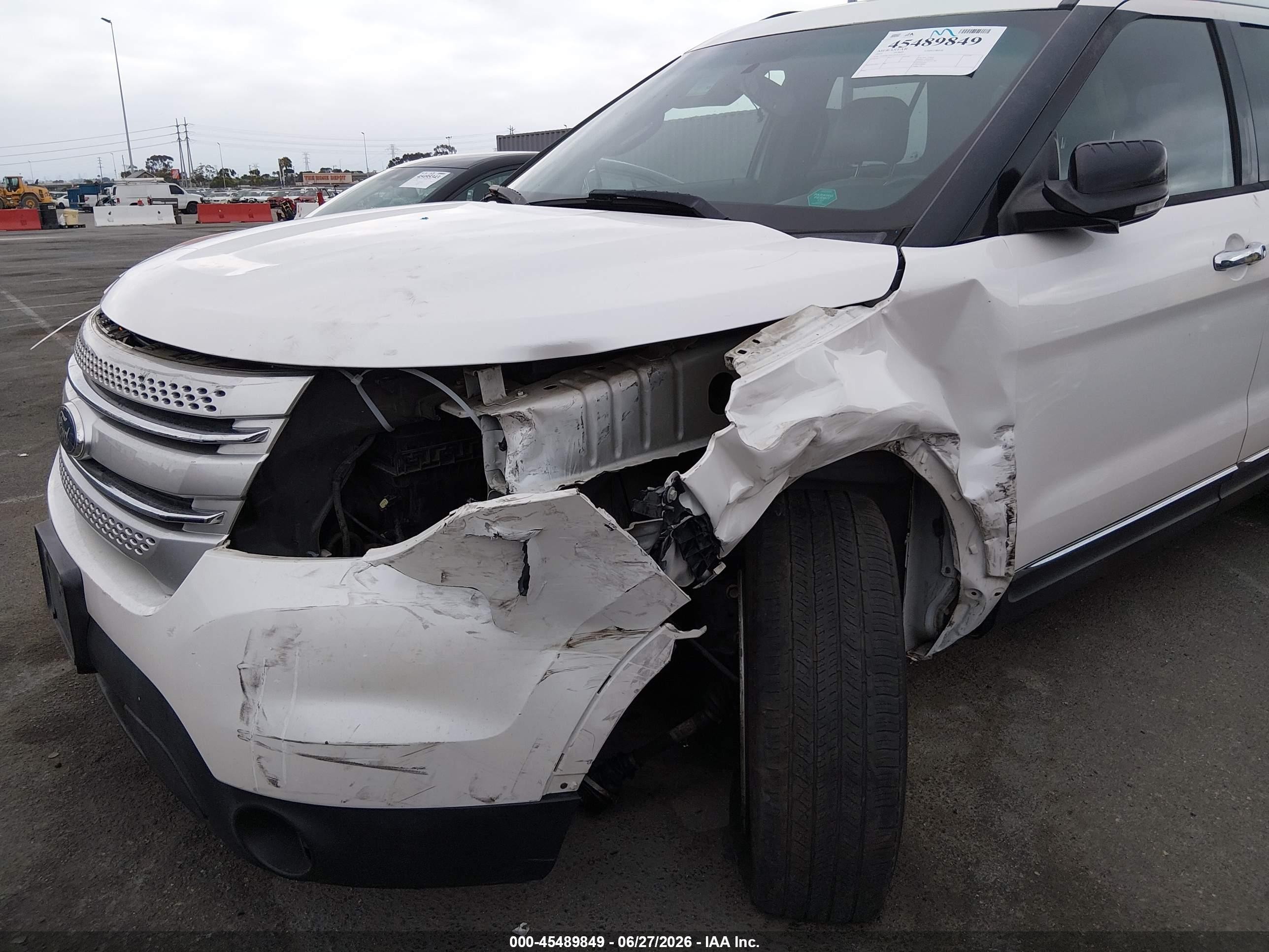 2013 Ford Explorer Xlt White vin: 1FM5K7D81DGC61655