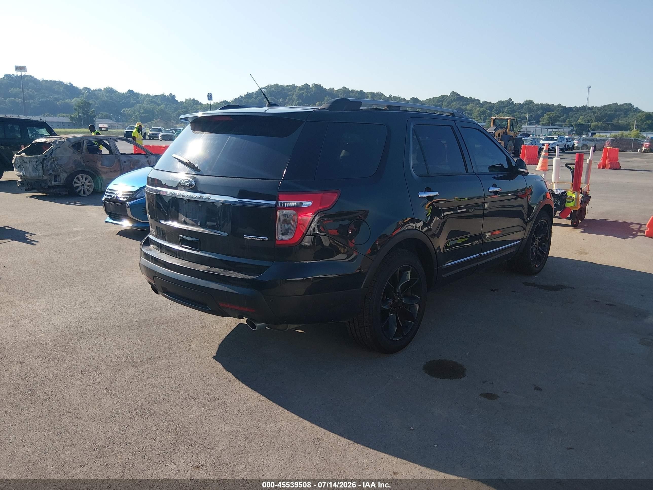 2014 Ford Explorer Xlt Black vin: 1FM5K7D81EGA16758