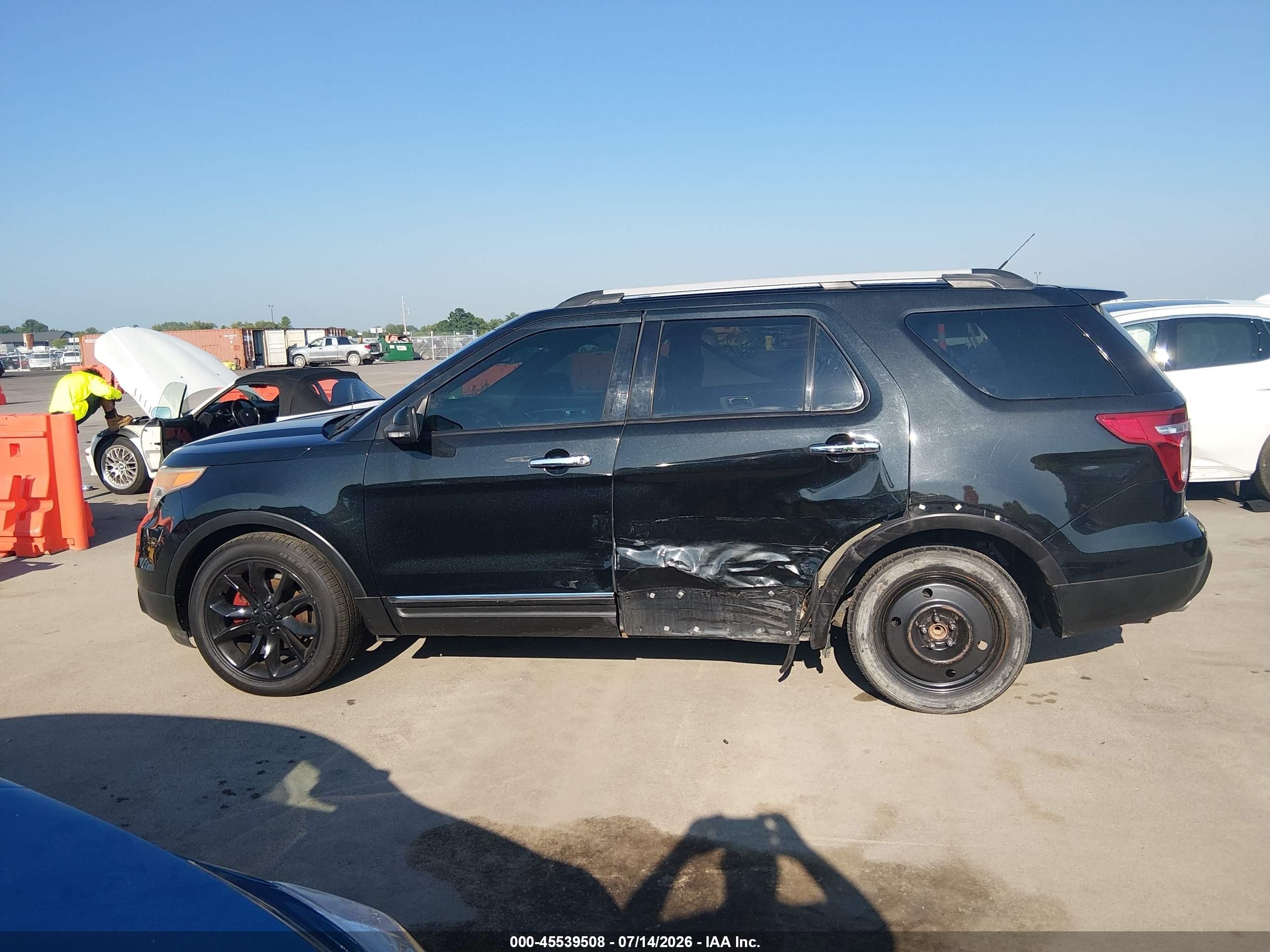 2014 Ford Explorer Xlt Black vin: 1FM5K7D81EGA16758