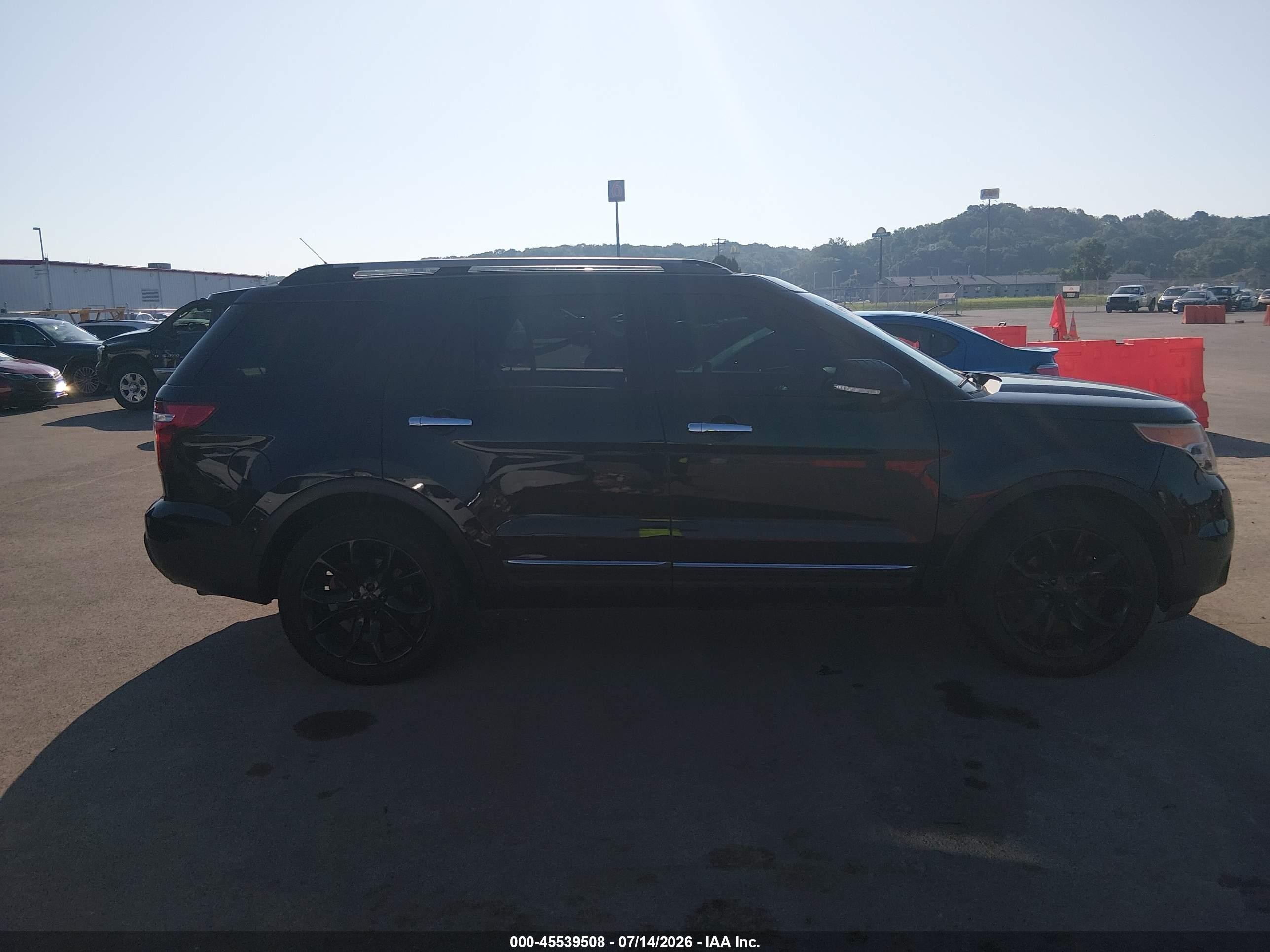 2014 Ford Explorer Xlt Black vin: 1FM5K7D81EGA16758