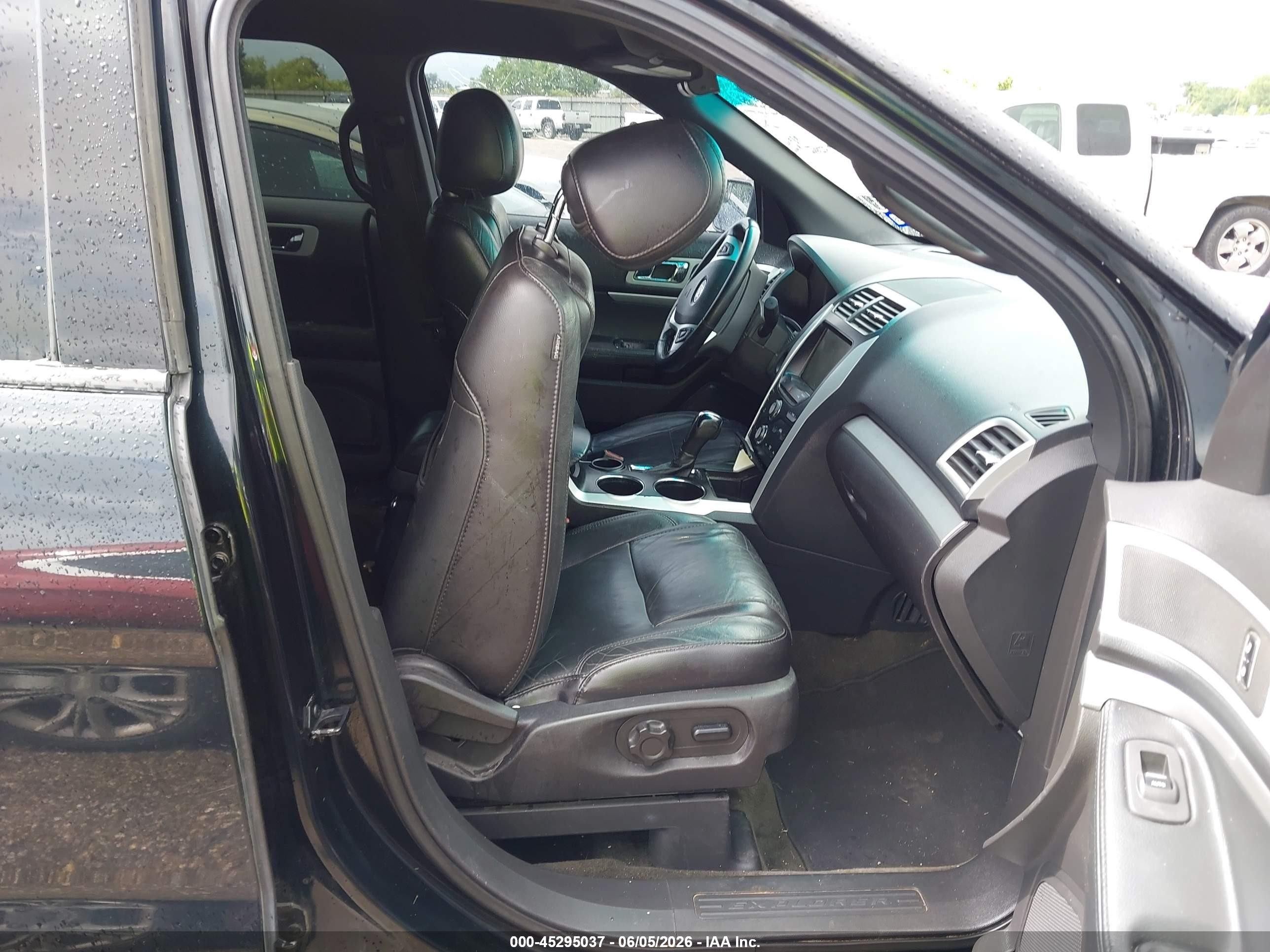 2014 Ford Explorer Xlt Dark Blue vin: 1FM5K7D81EGA22253