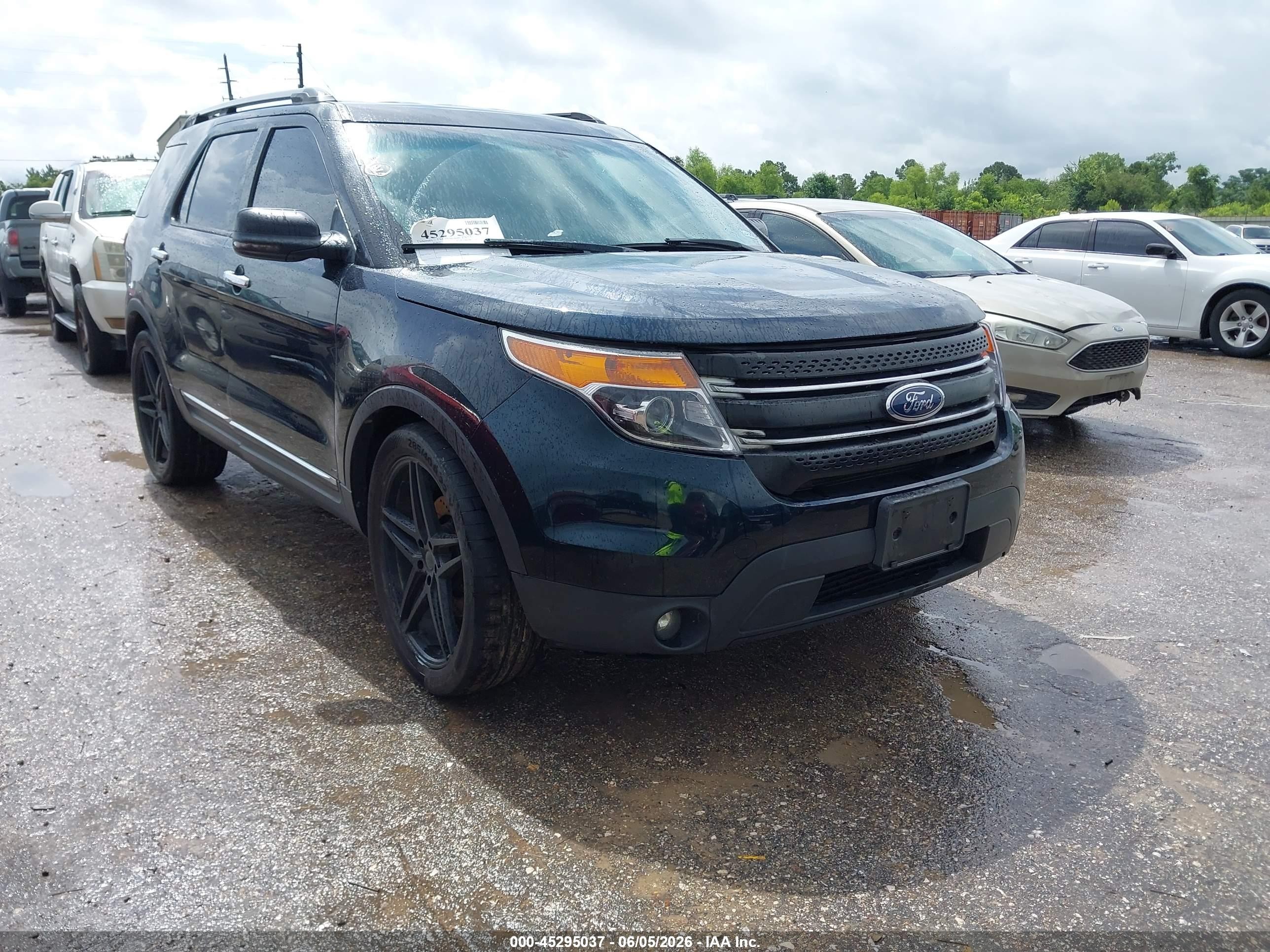 2014 Ford Explorer Xlt Dark Blue vin: 1FM5K7D81EGA22253