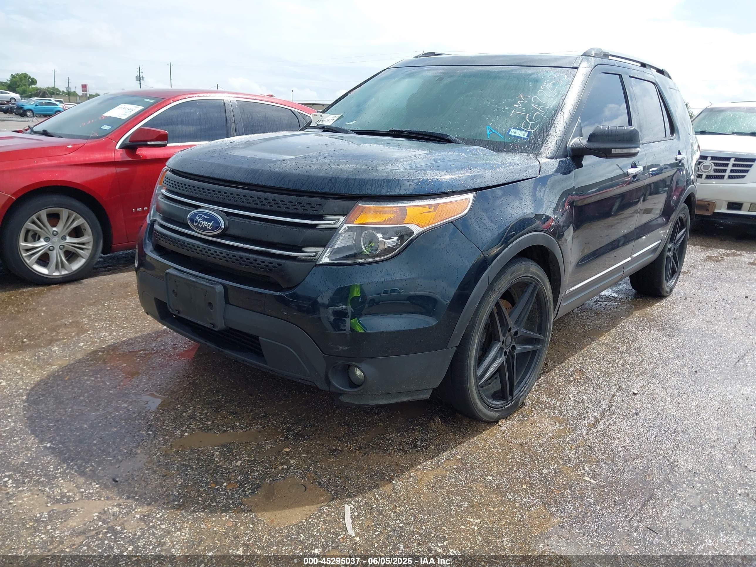 2014 Ford Explorer Xlt Dark Blue vin: 1FM5K7D81EGA22253