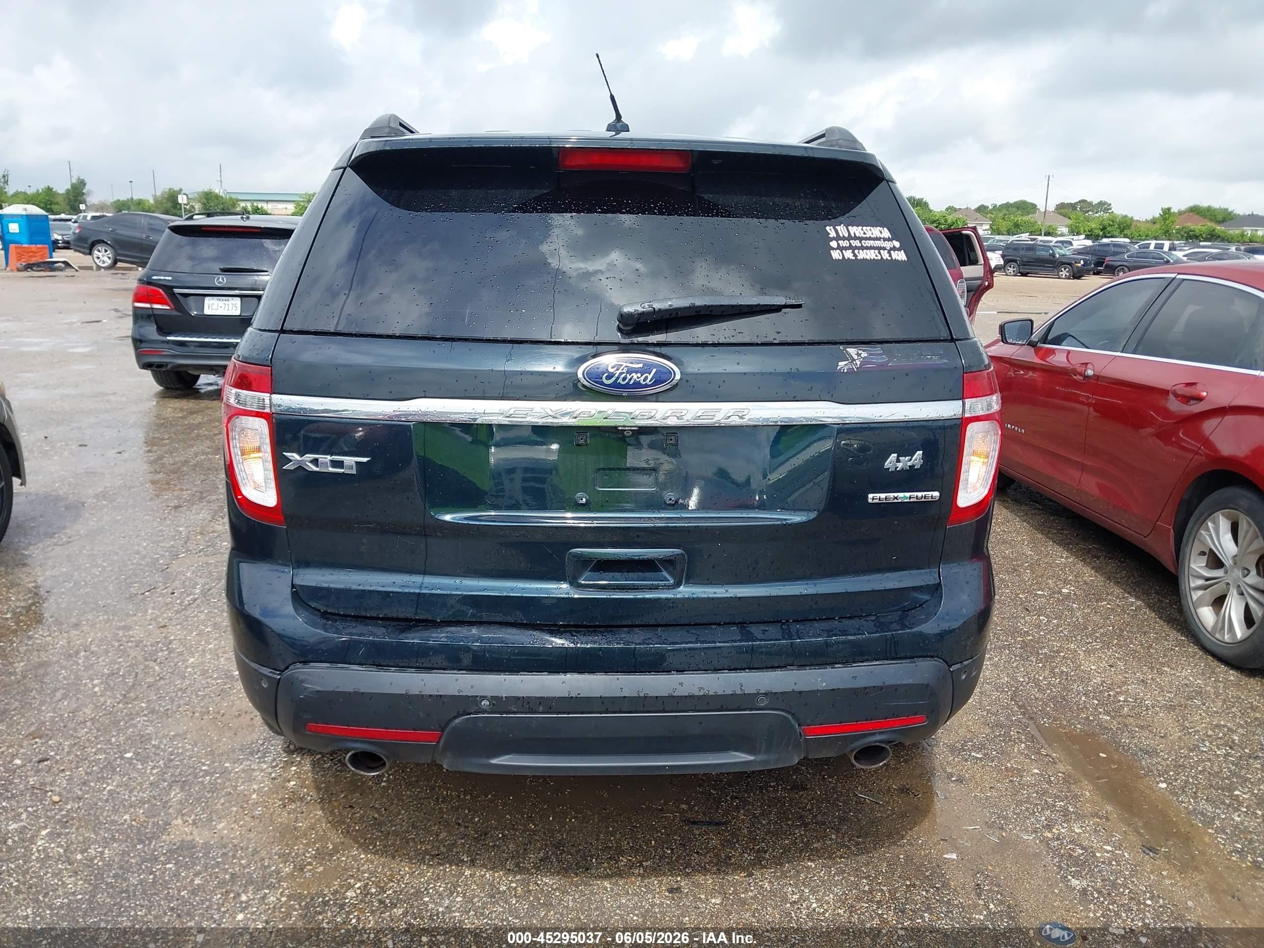 2014 Ford Explorer Xlt Dark Blue vin: 1FM5K7D81EGA22253