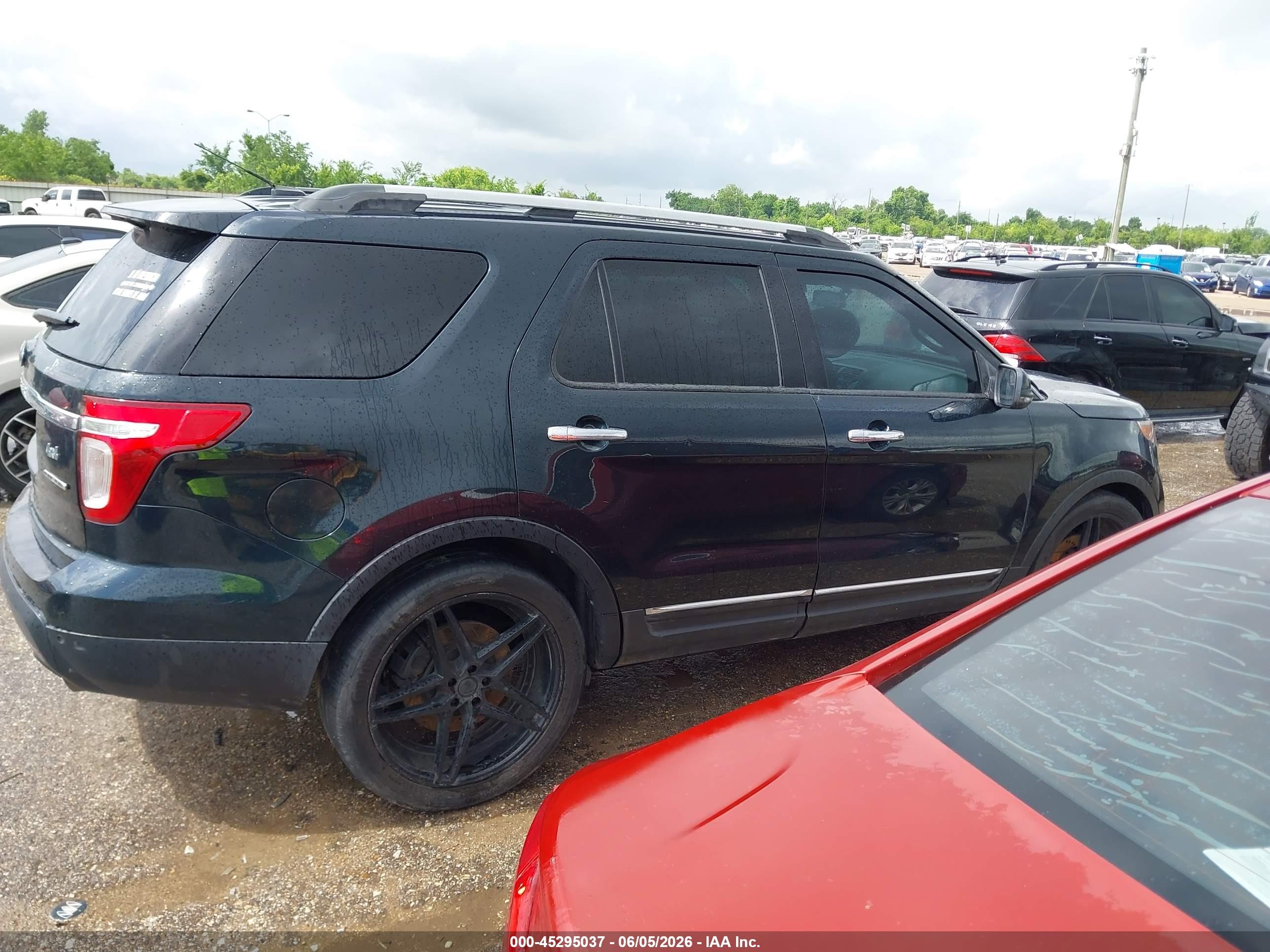 2014 Ford Explorer Xlt Dark Blue vin: 1FM5K7D81EGA22253