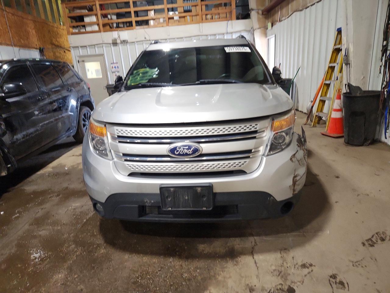 2014 Ford Explorer Xlt Silver vin: 1FM5K7D81EGA37934
