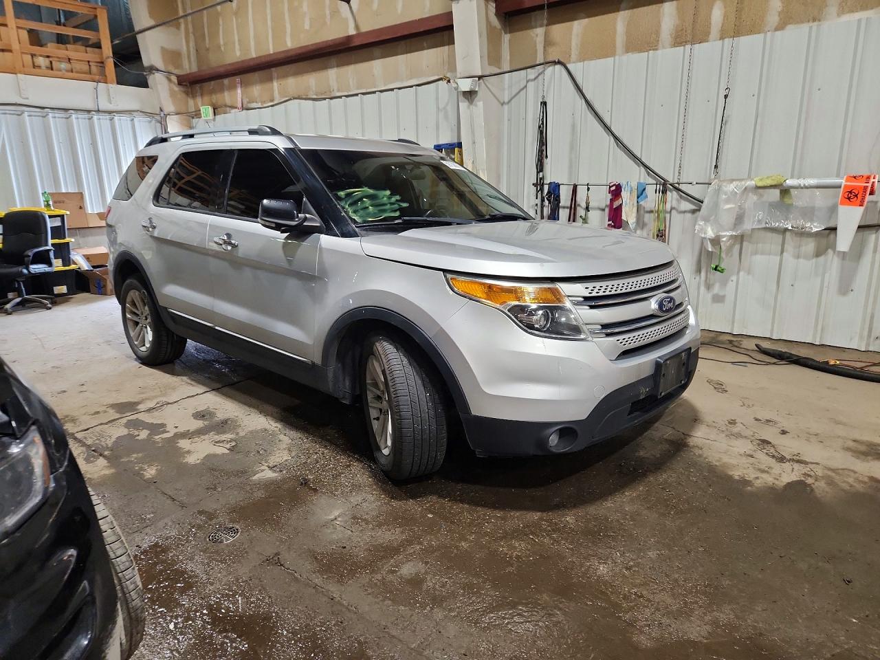 2014 Ford Explorer Xlt Silver vin: 1FM5K7D81EGA37934