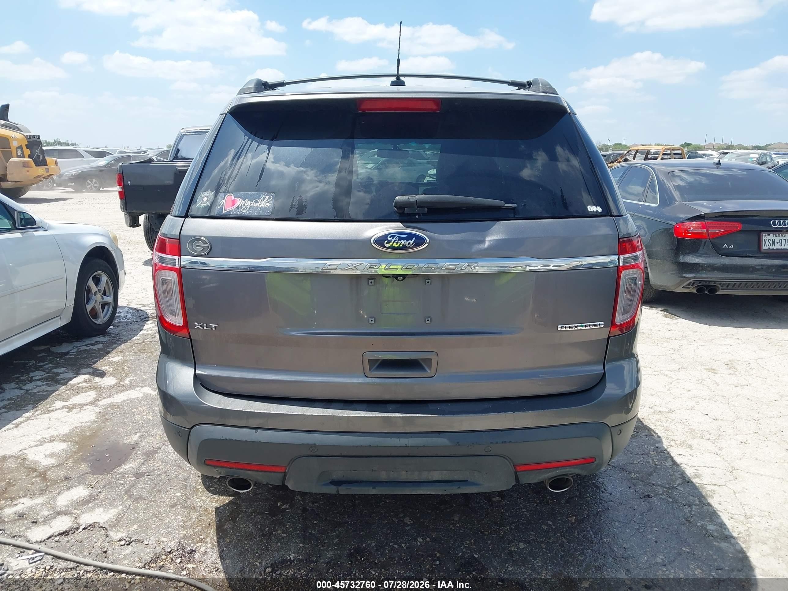 2014 Ford Explorer Xlt Gray vin: 1FM5K7D81EGA43121
