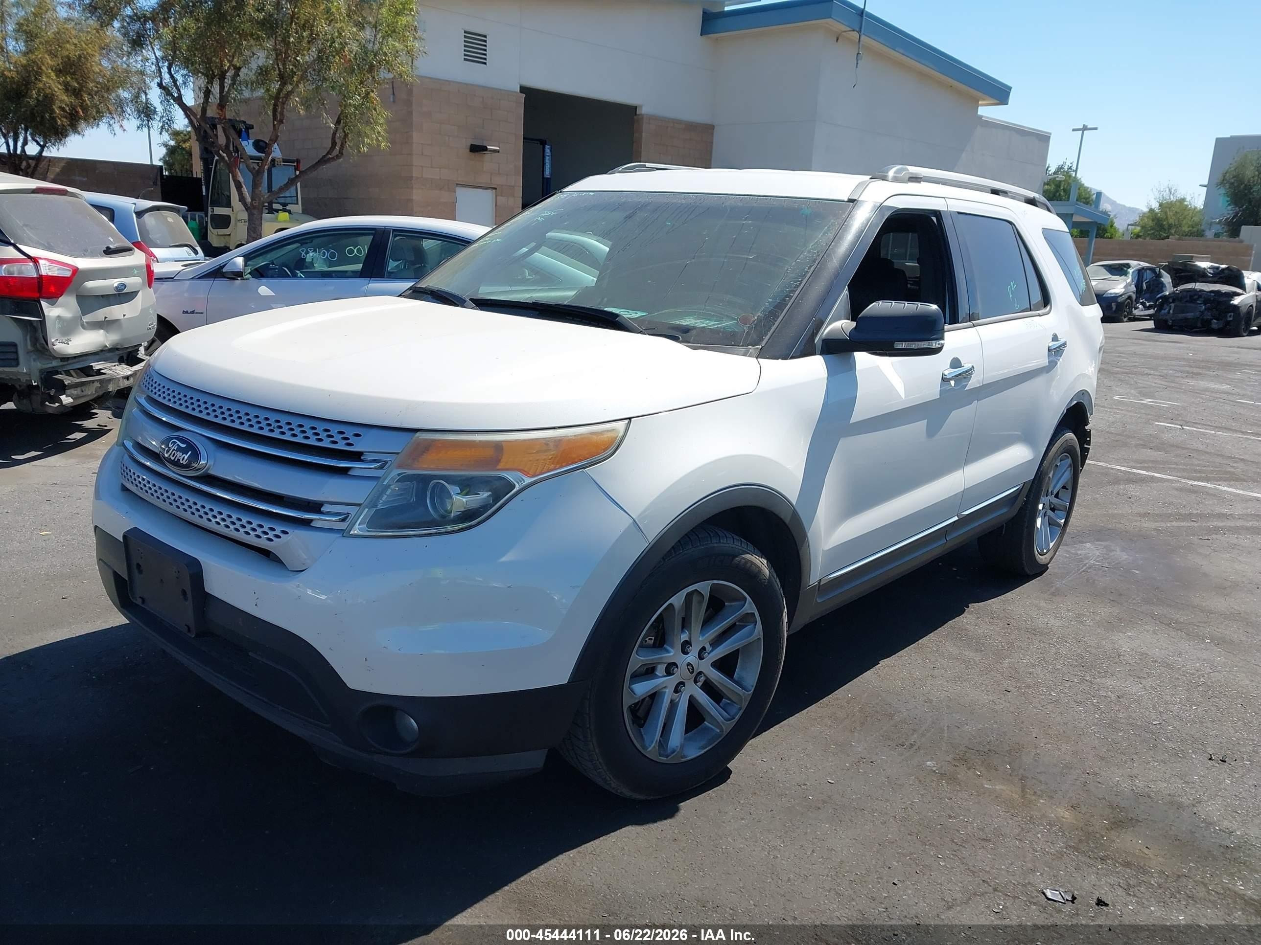 2014 Ford Explorer Xlt White vin: 1FM5K7D81EGC13199