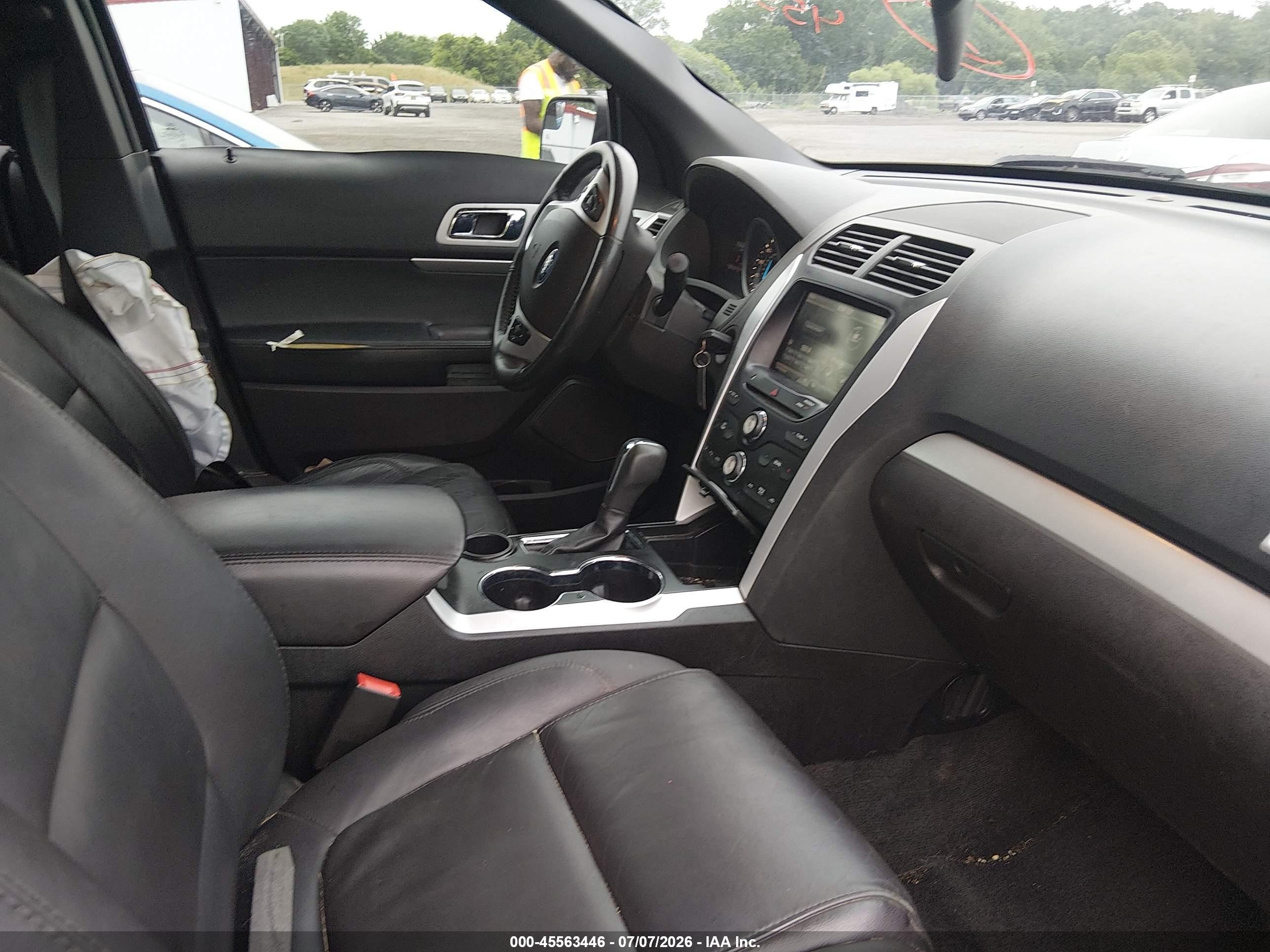 2015 Ford Explorer Xlt Серый vin: 1FM5K7D81FGA52094