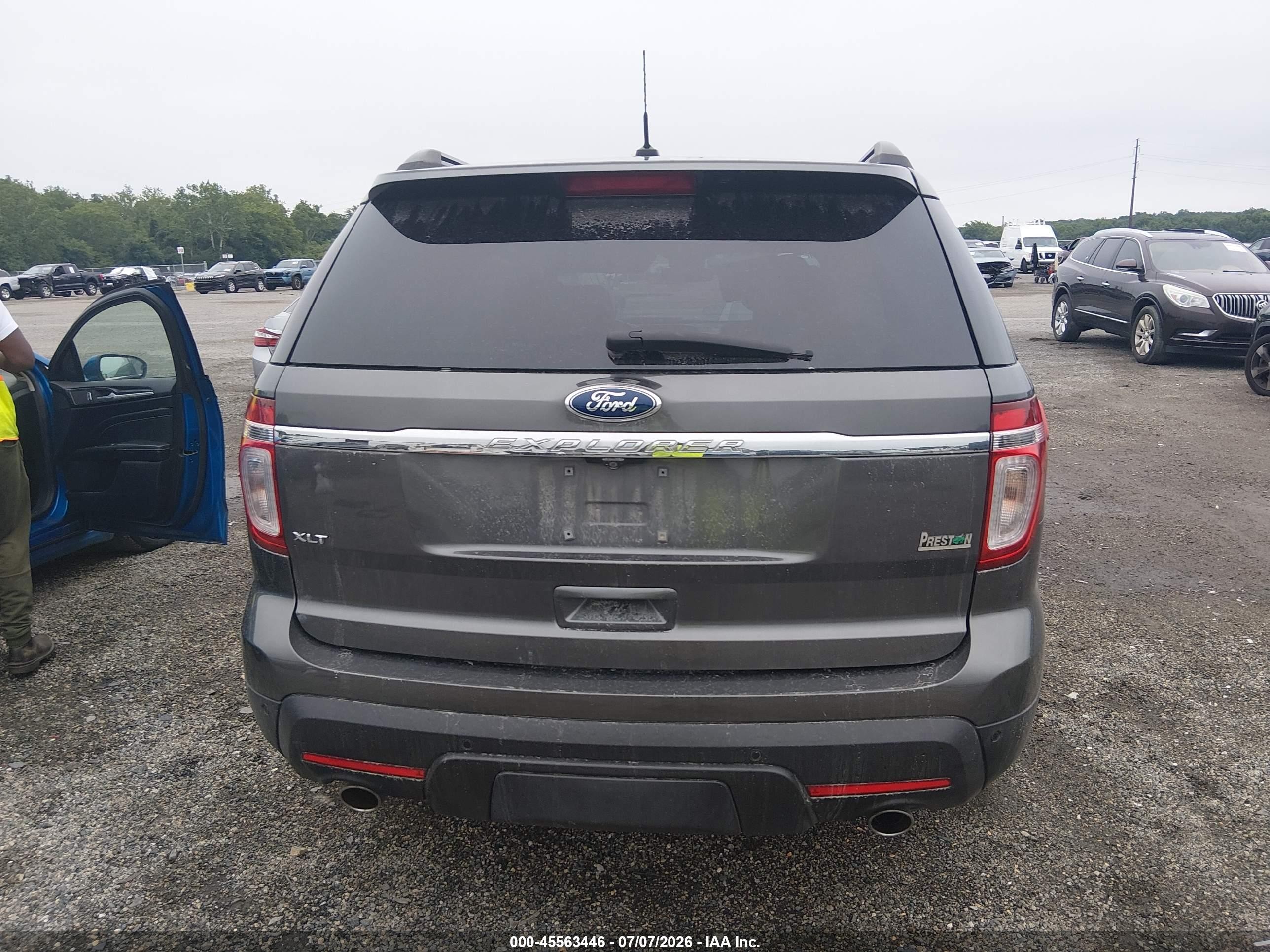 2015 Ford Explorer Xlt Серый vin: 1FM5K7D81FGA52094