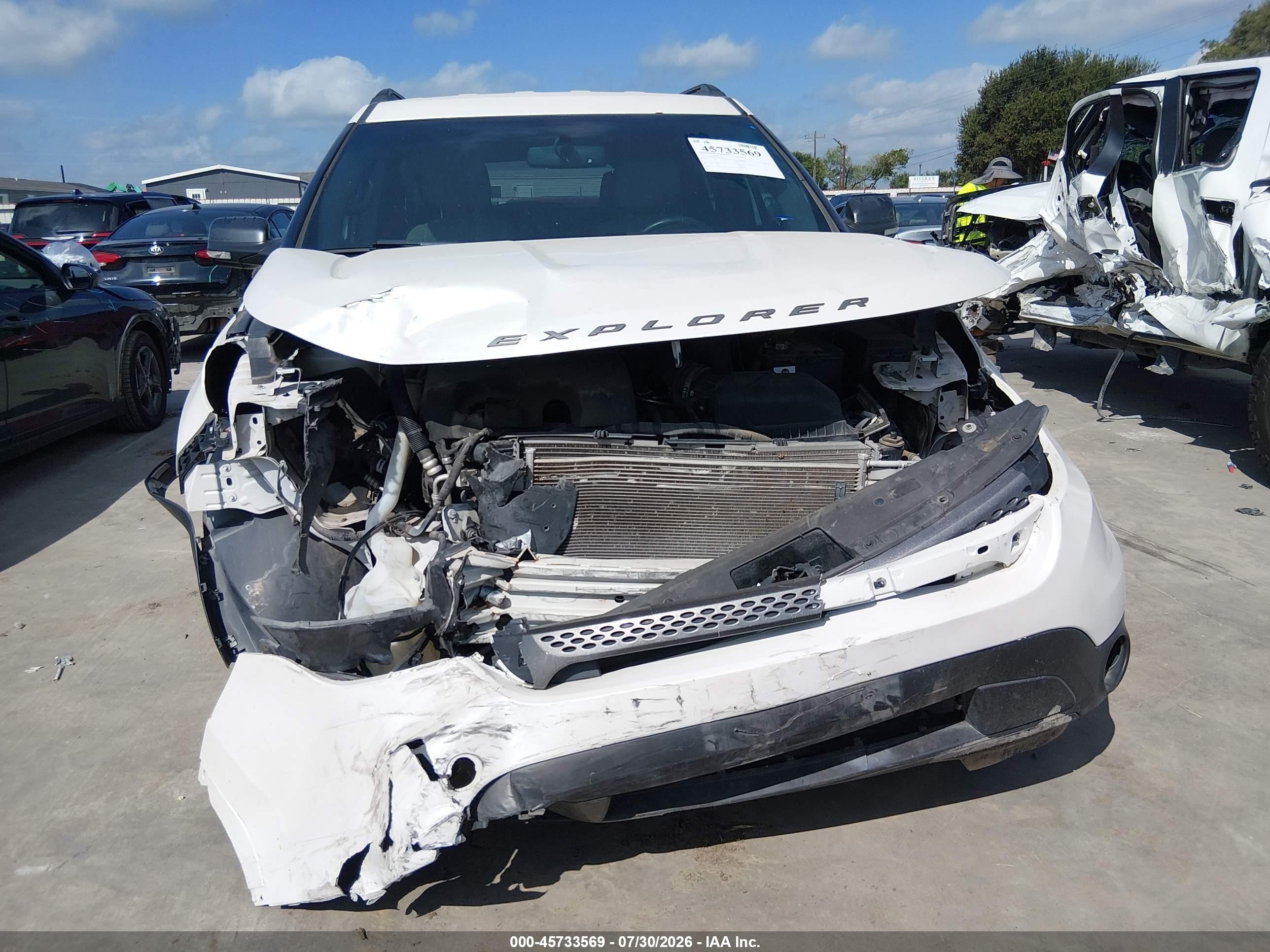 2015 Ford Explorer Xlt Белый vin: 1FM5K7D81FGB58822
