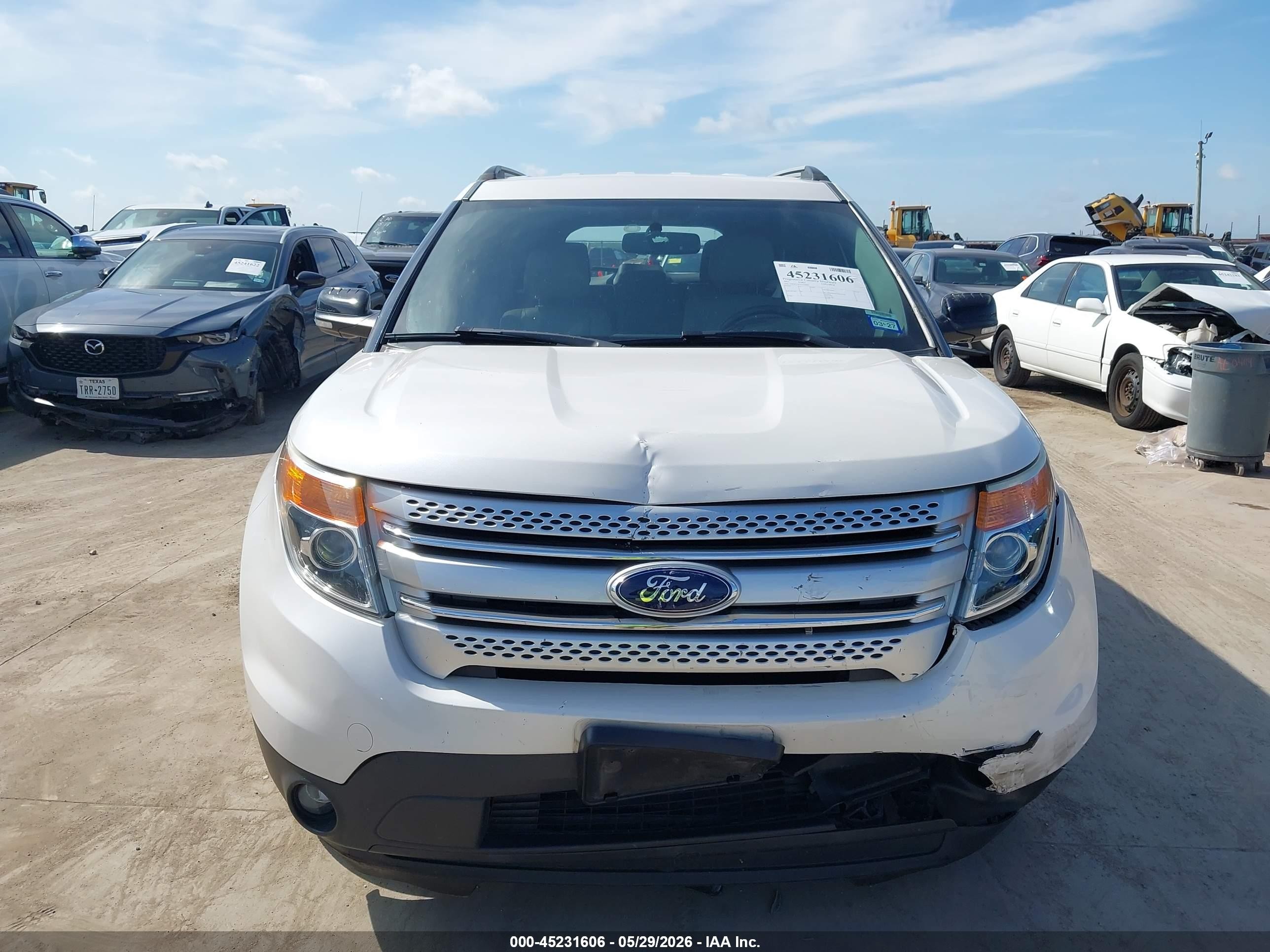 2015 Ford Explorer Xlt White vin: 1FM5K7D81FGC04682
