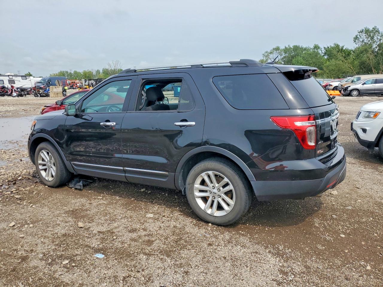 2015 Ford Explorer Xlt Черный vin: 1FM5K7D81FGC12023