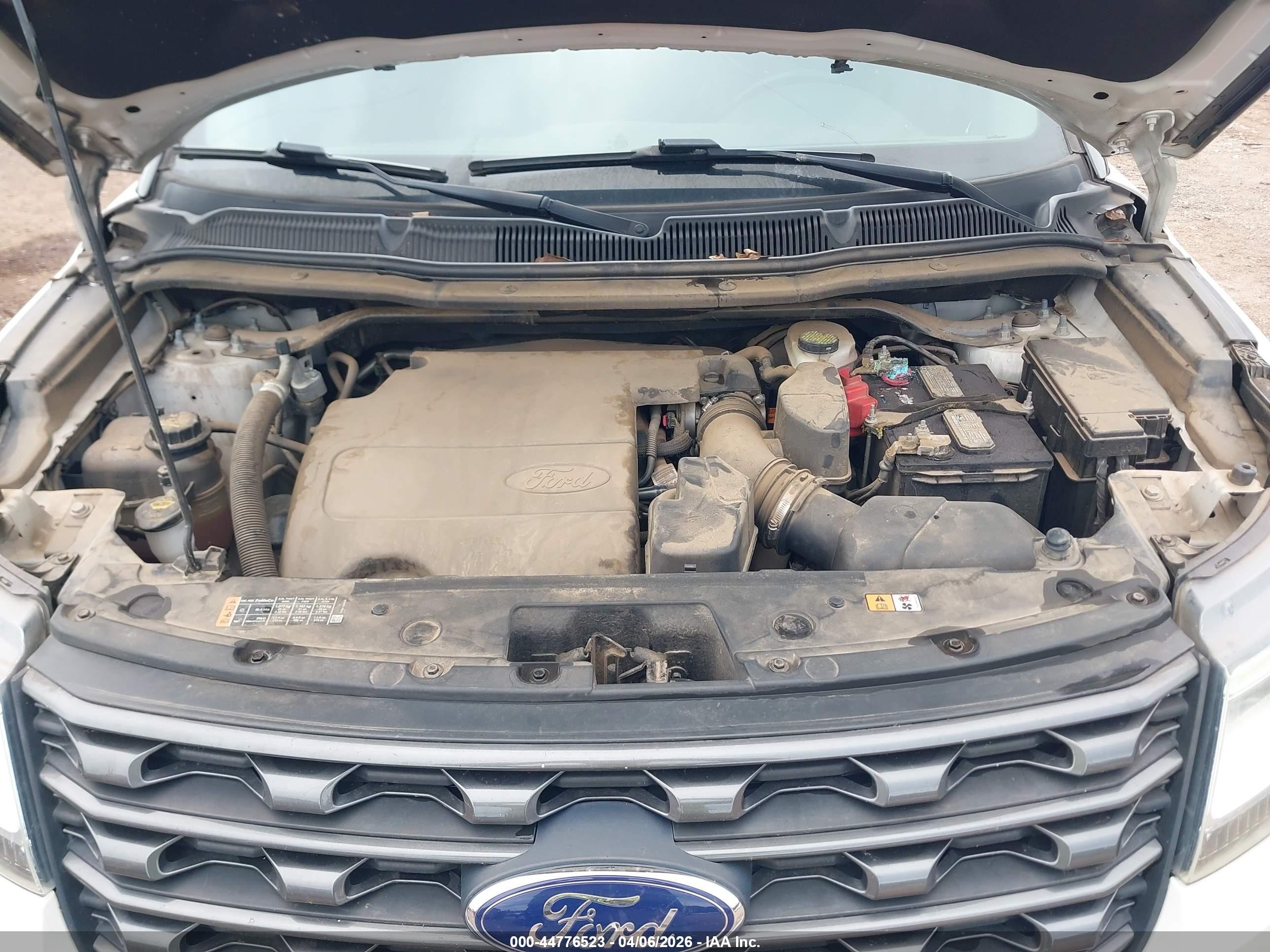 2017 Ford Explorer Xlt White vin: 1FM5K7D81HGA97085