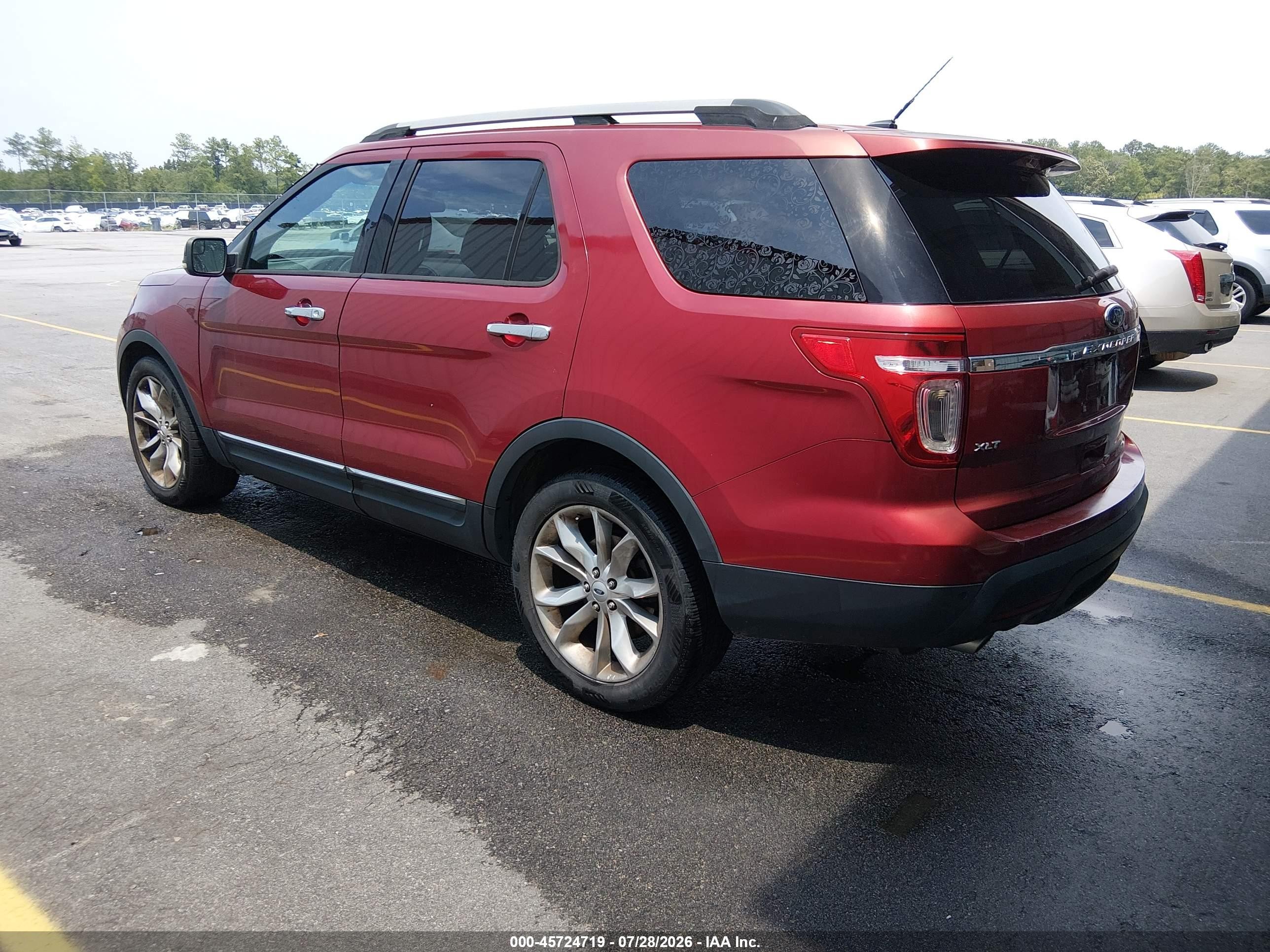 2013 Ford Explorer Xlt Red vin: 1FM5K7D82DGA16380