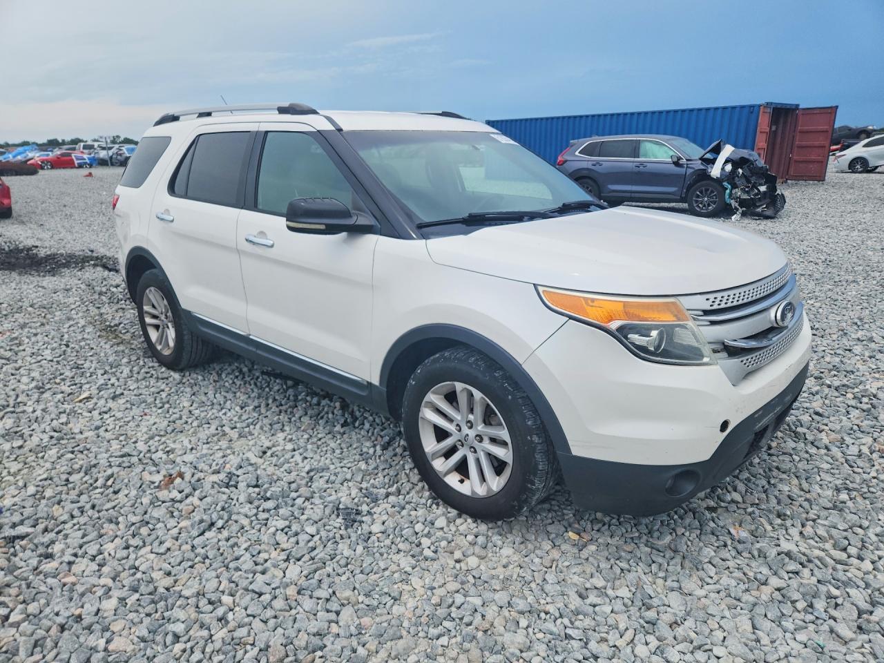 2013 Ford Explorer Xlt White vin: 1FM5K7D82DGA44356