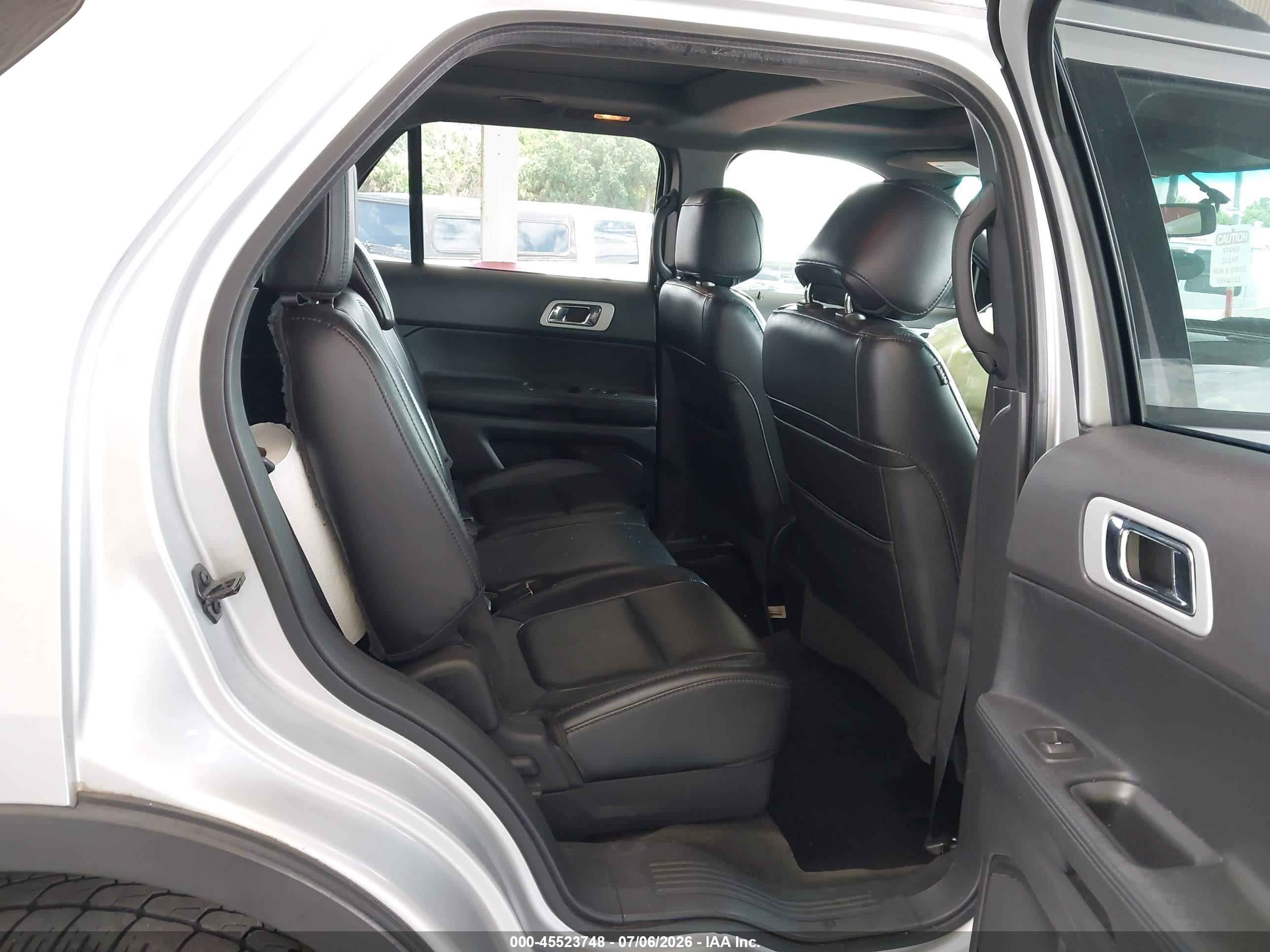 2013 Ford Explorer Xlt Серебряный vin: 1FM5K7D82DGA77602