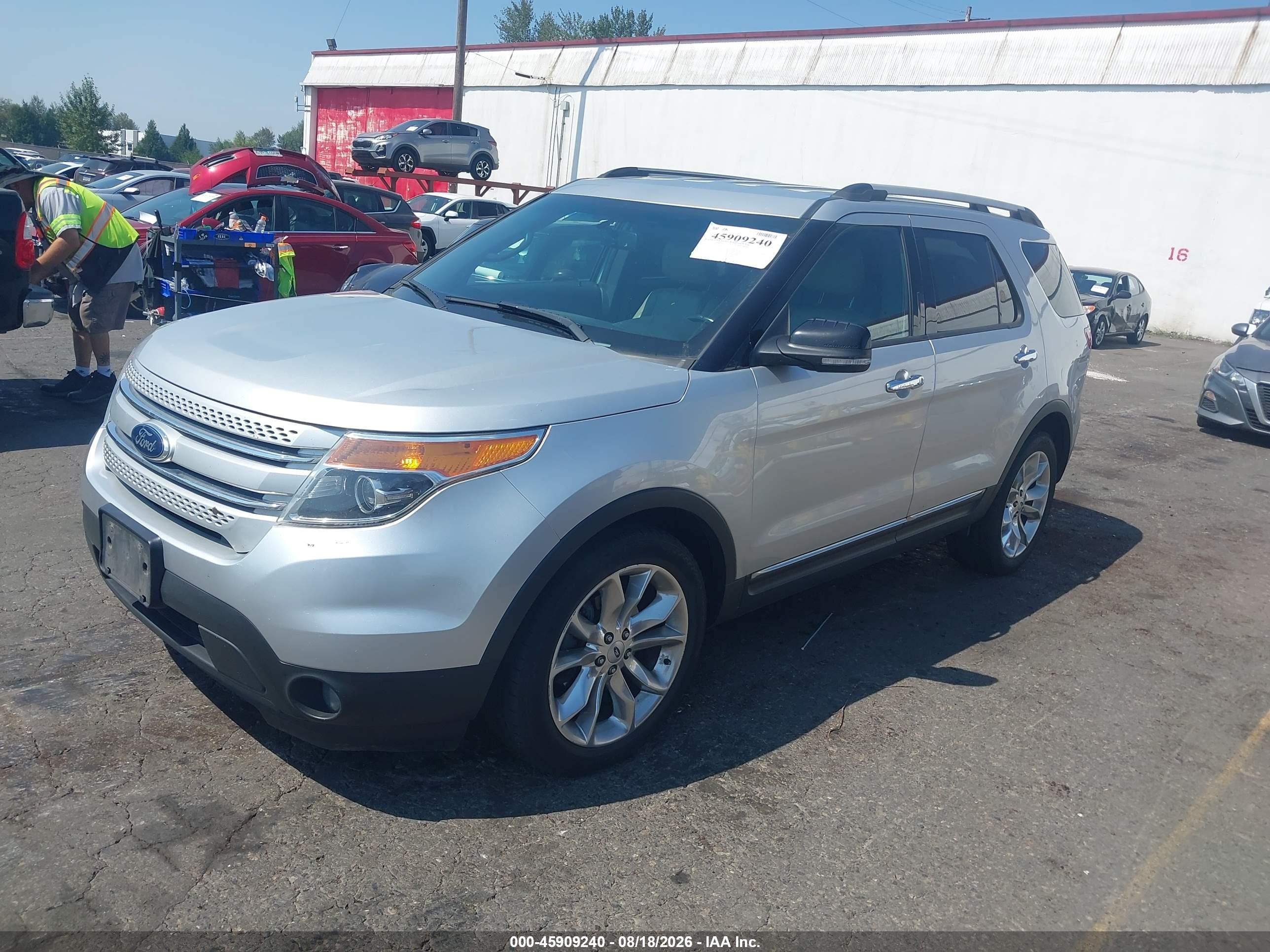 2013 Ford Explorer Xlt Silver vin: 1FM5K7D82DGB20545