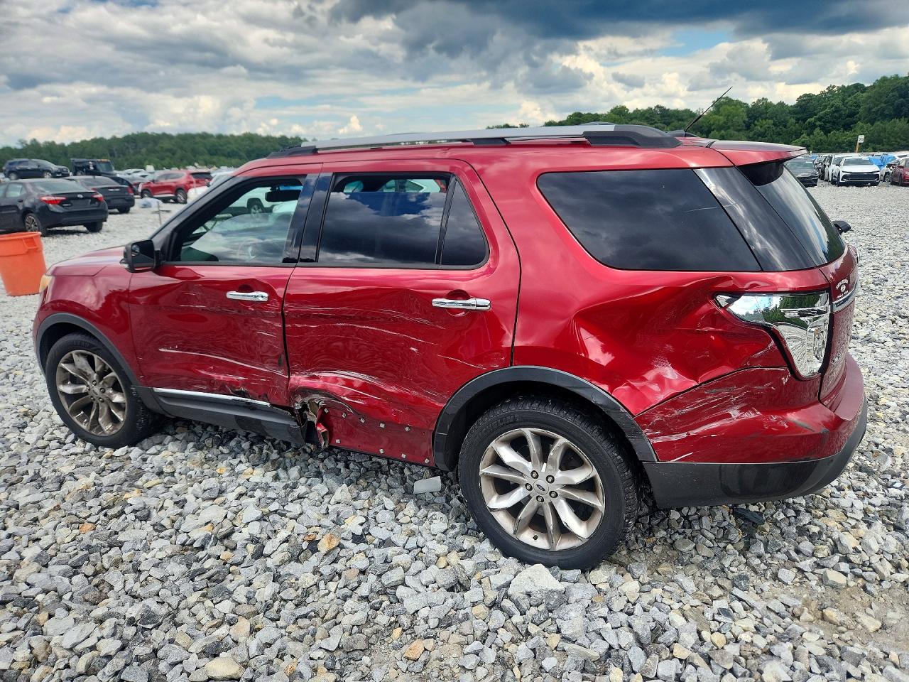 2014 Ford Explorer Xlt Red vin: 1FM5K7D82EGA11102