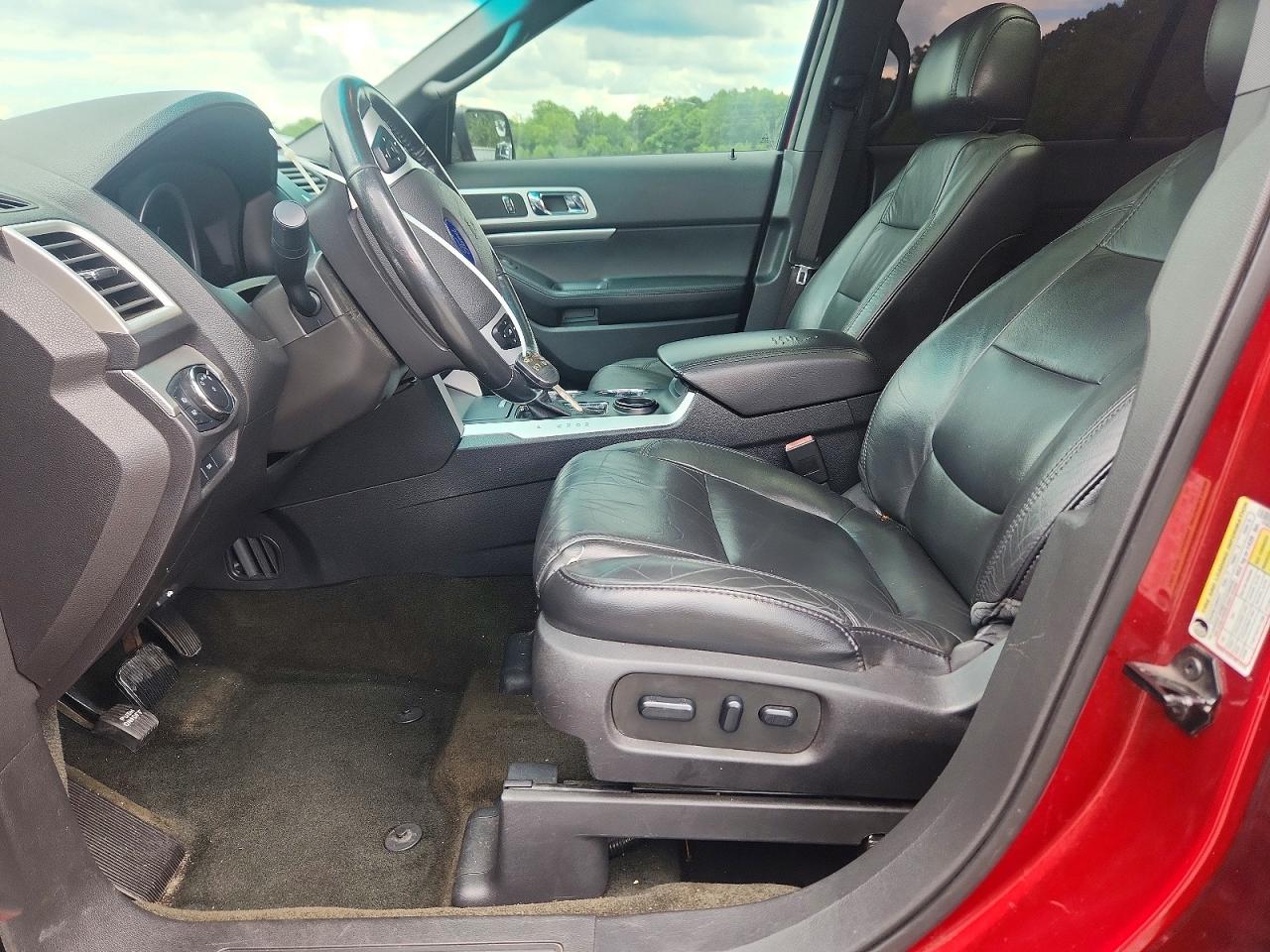 2014 Ford Explorer Xlt Red vin: 1FM5K7D82EGA11102