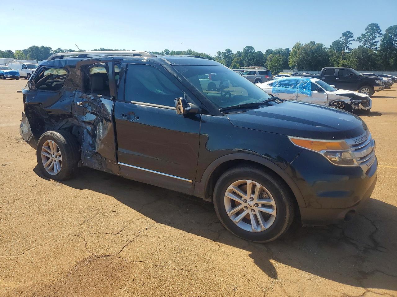 2014 Ford Explorer Xlt Black vin: 1FM5K7D82EGA32175