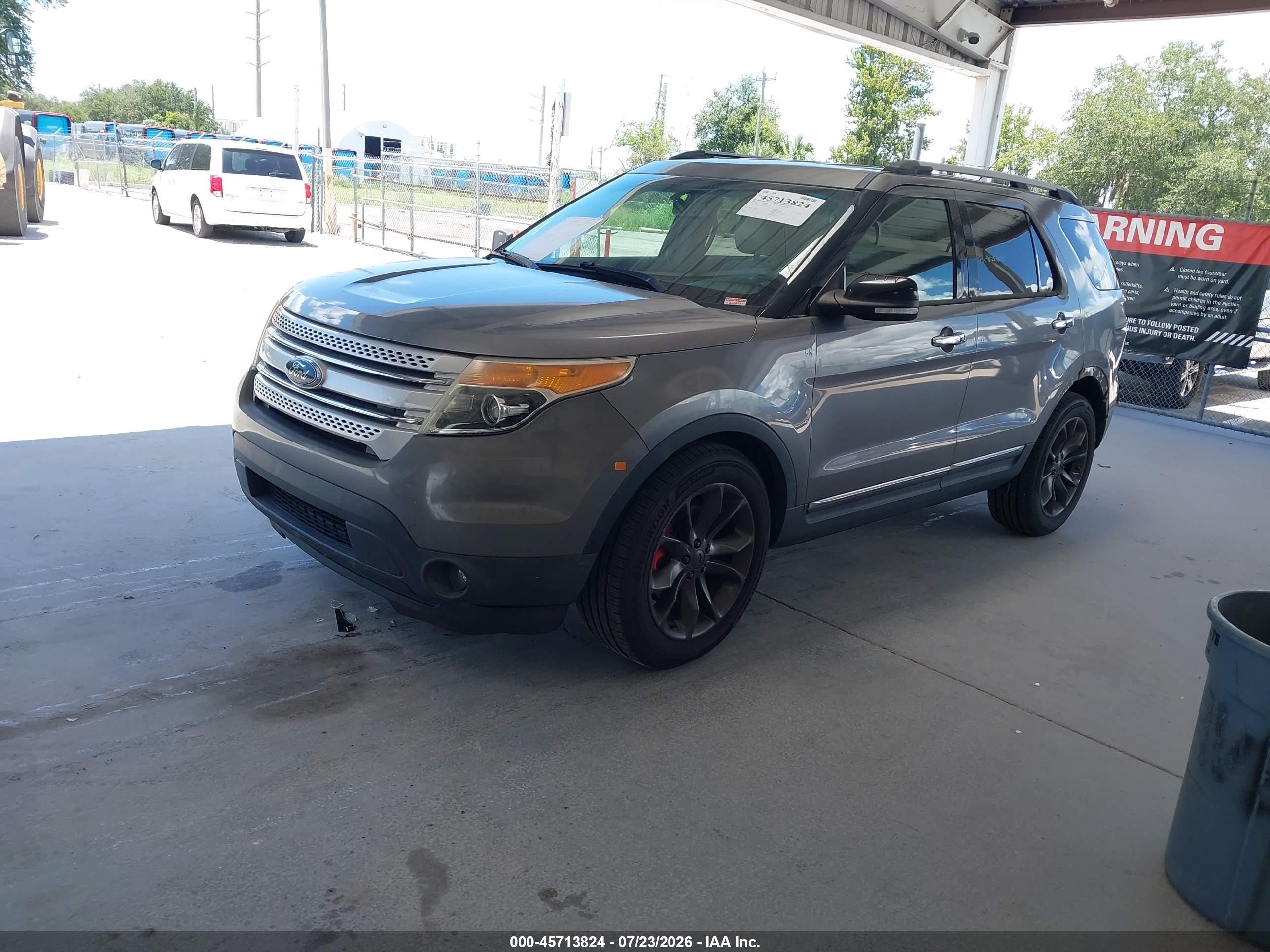 2014 Ford Explorer Xlt Gray vin: 1FM5K7D82EGA58193