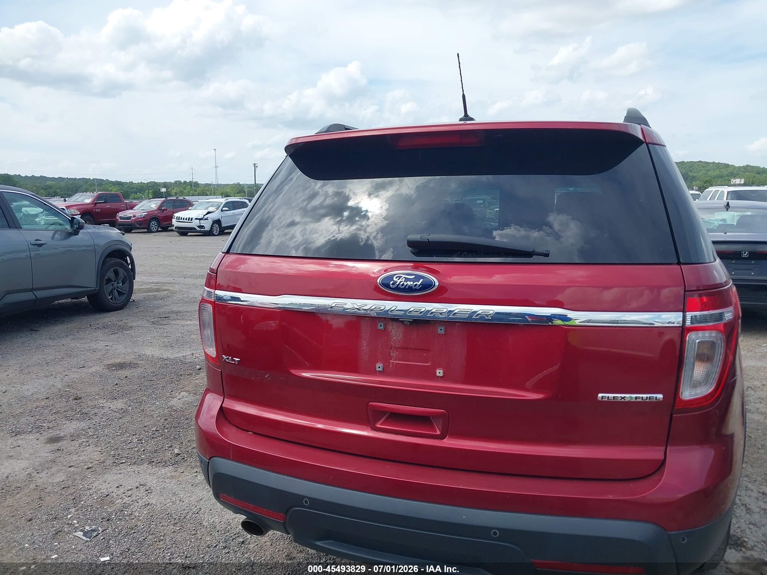 2014 Ford Explorer Xlt Maroon vin: 1FM5K7D82EGA63748