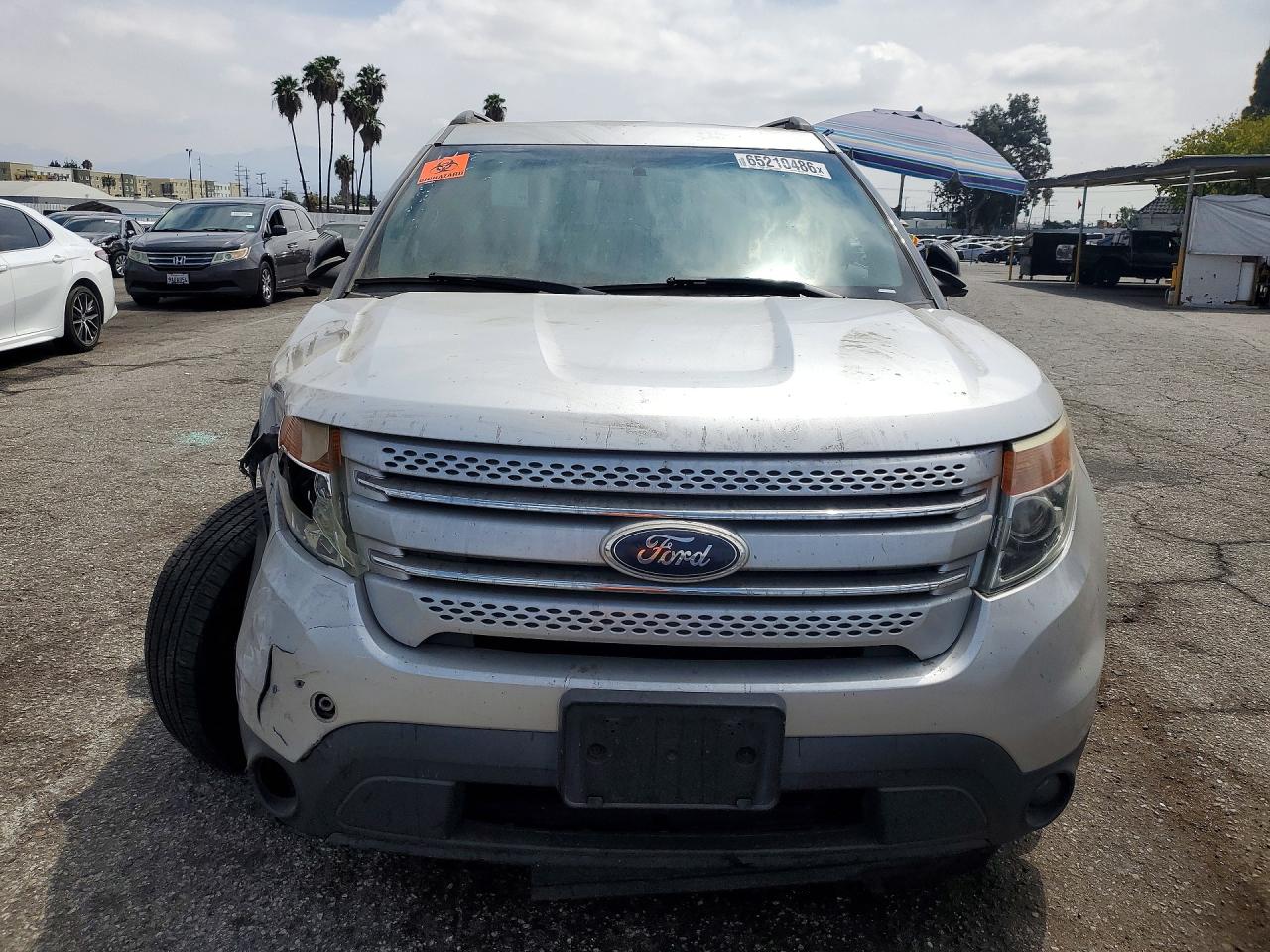 2014 Ford Explorer Xlt Silver vin: 1FM5K7D82EGA69677