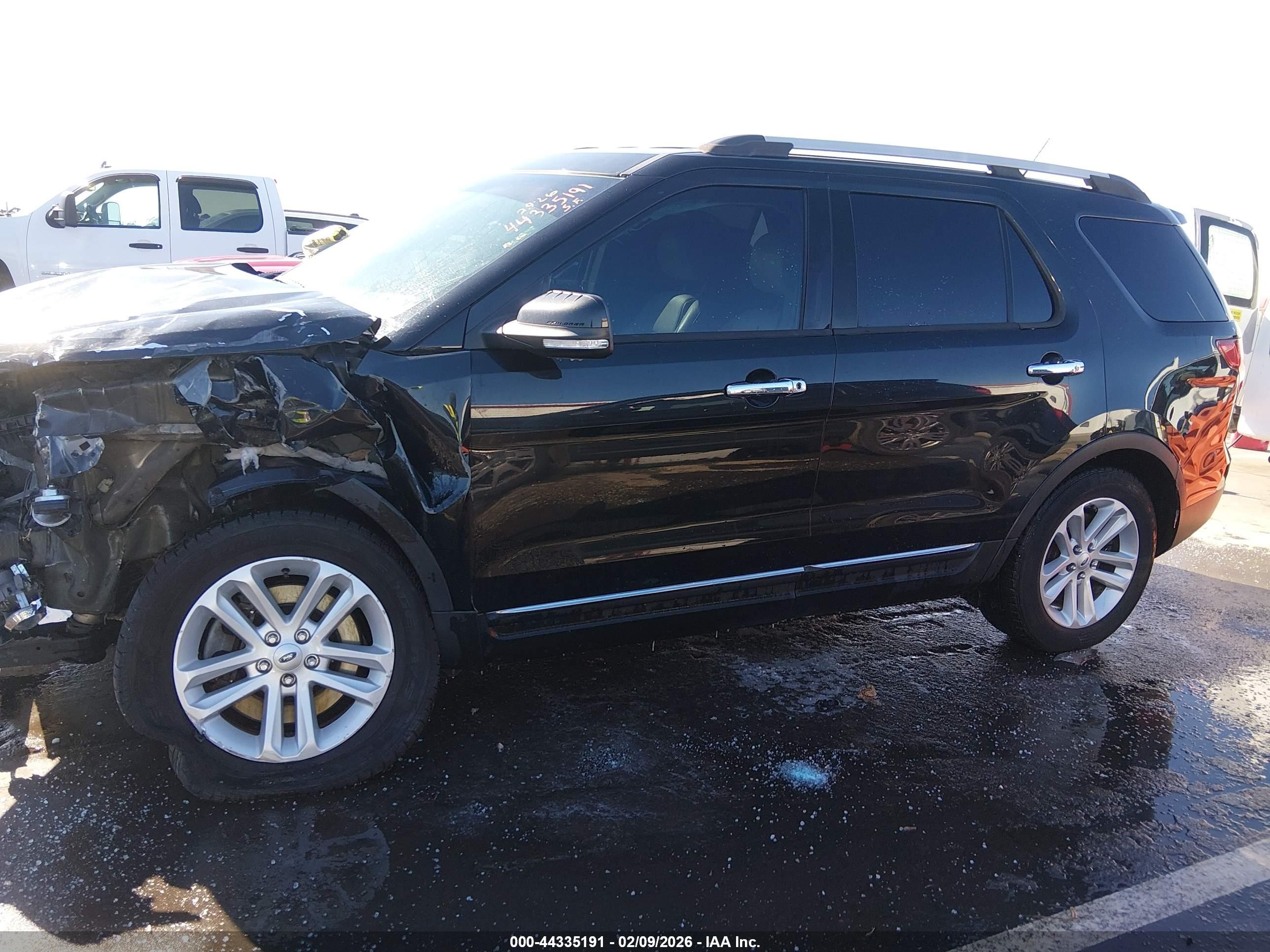 2014 Ford Explorer Xlt Черный vin: 1FM5K7D82EGB61887