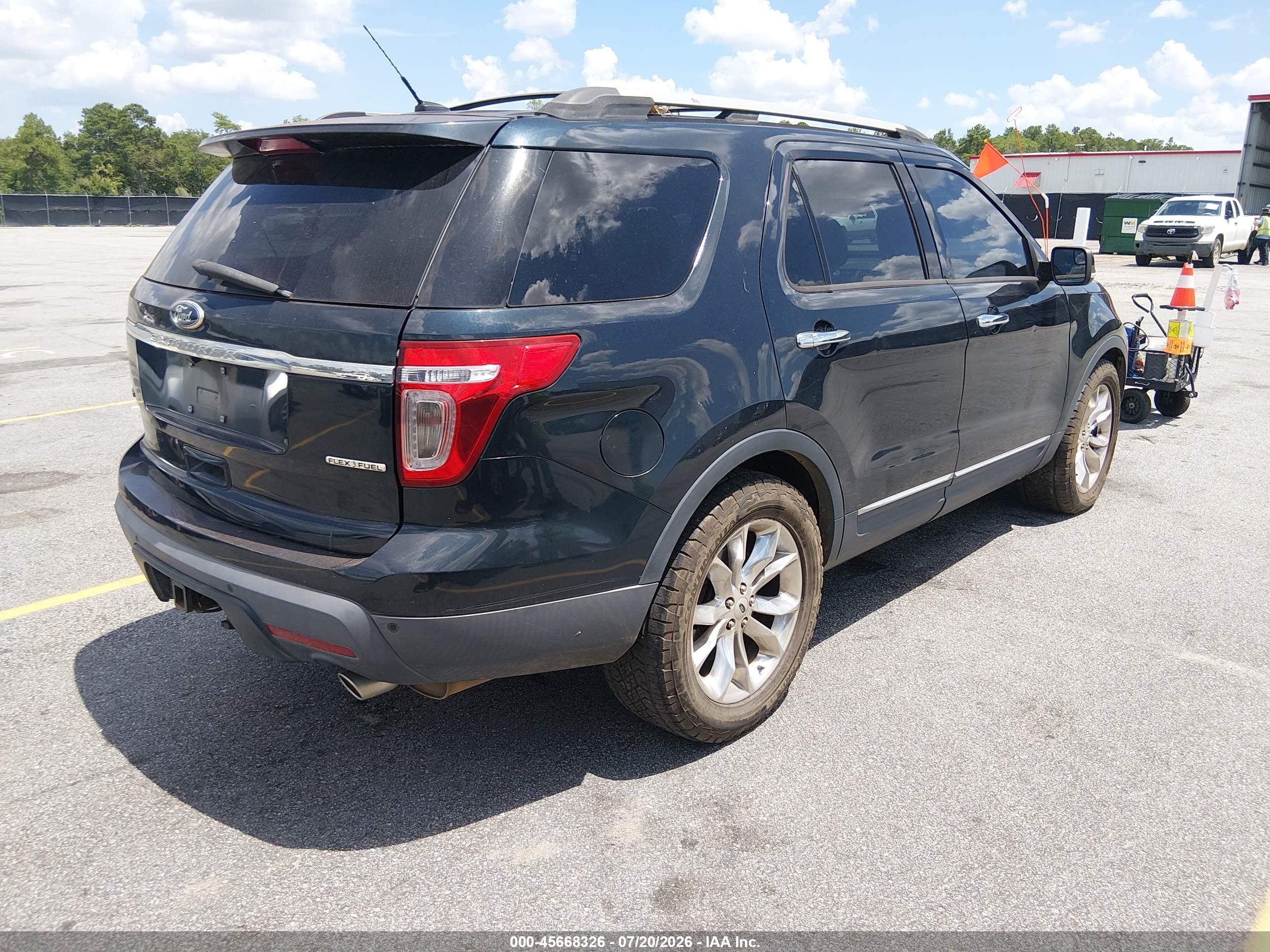 2014 Ford Explorer Xlt Black vin: 1FM5K7D82EGC19917