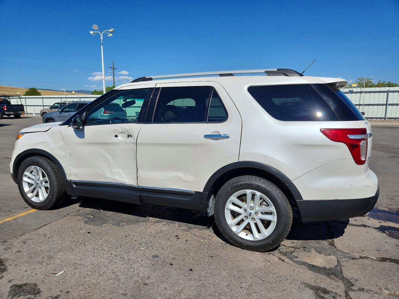 2014 Ford Explorer Xlt White vin: 1FM5K7D82EGC21067